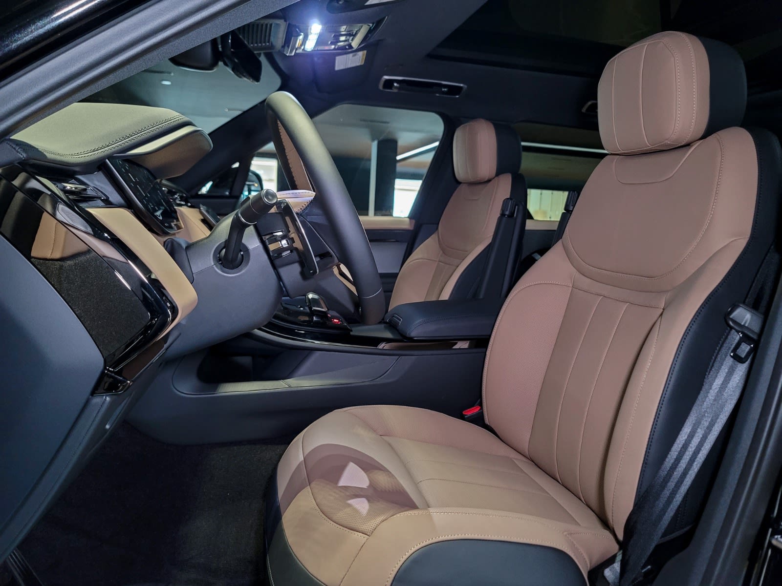 2025 Land Rover Range Rover Sport Dynamic SE, Vancouver, Cash
