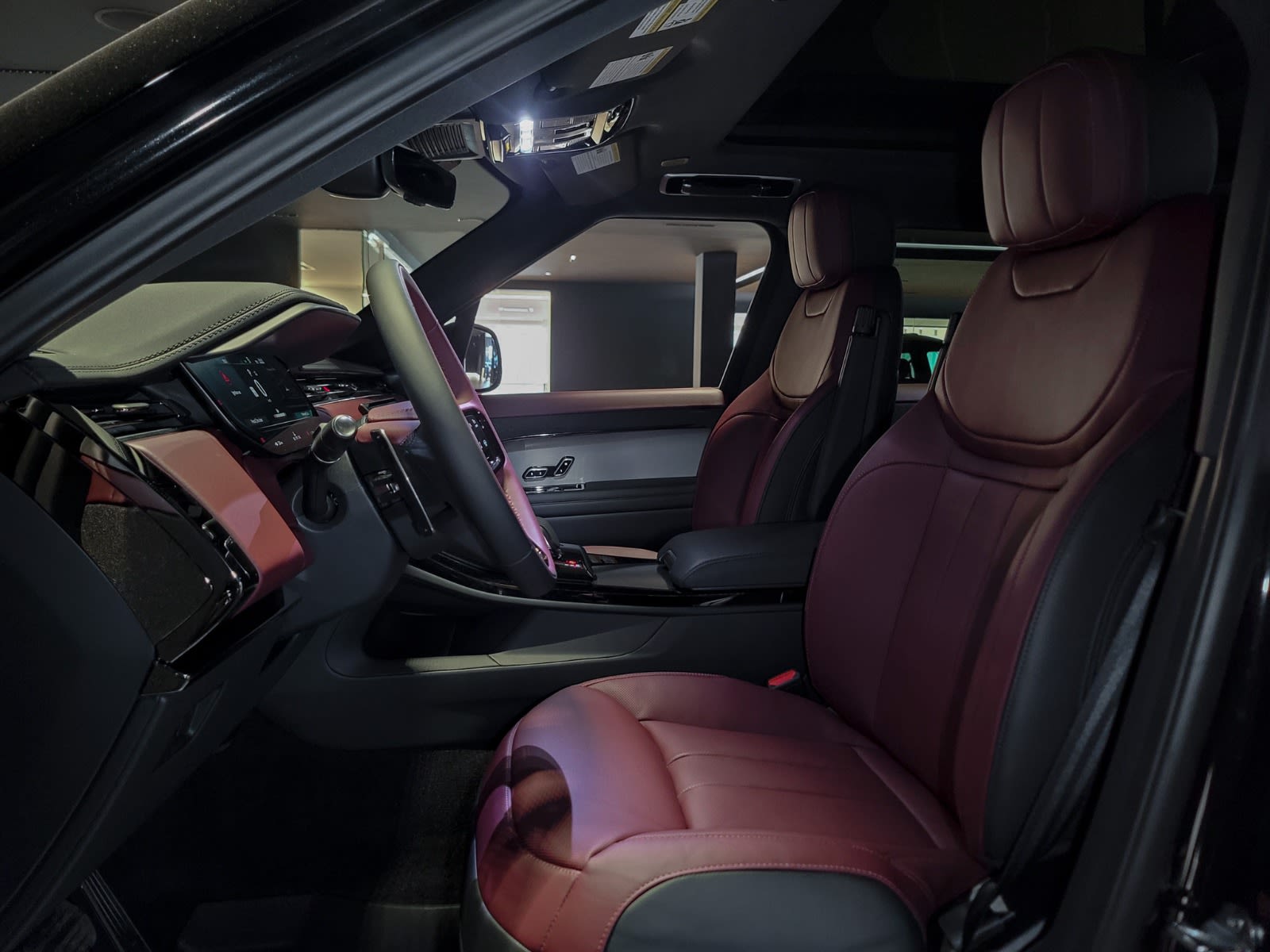 2025 Land Rover Range Rover Sport Dynamic SE, Vancouver, Cash