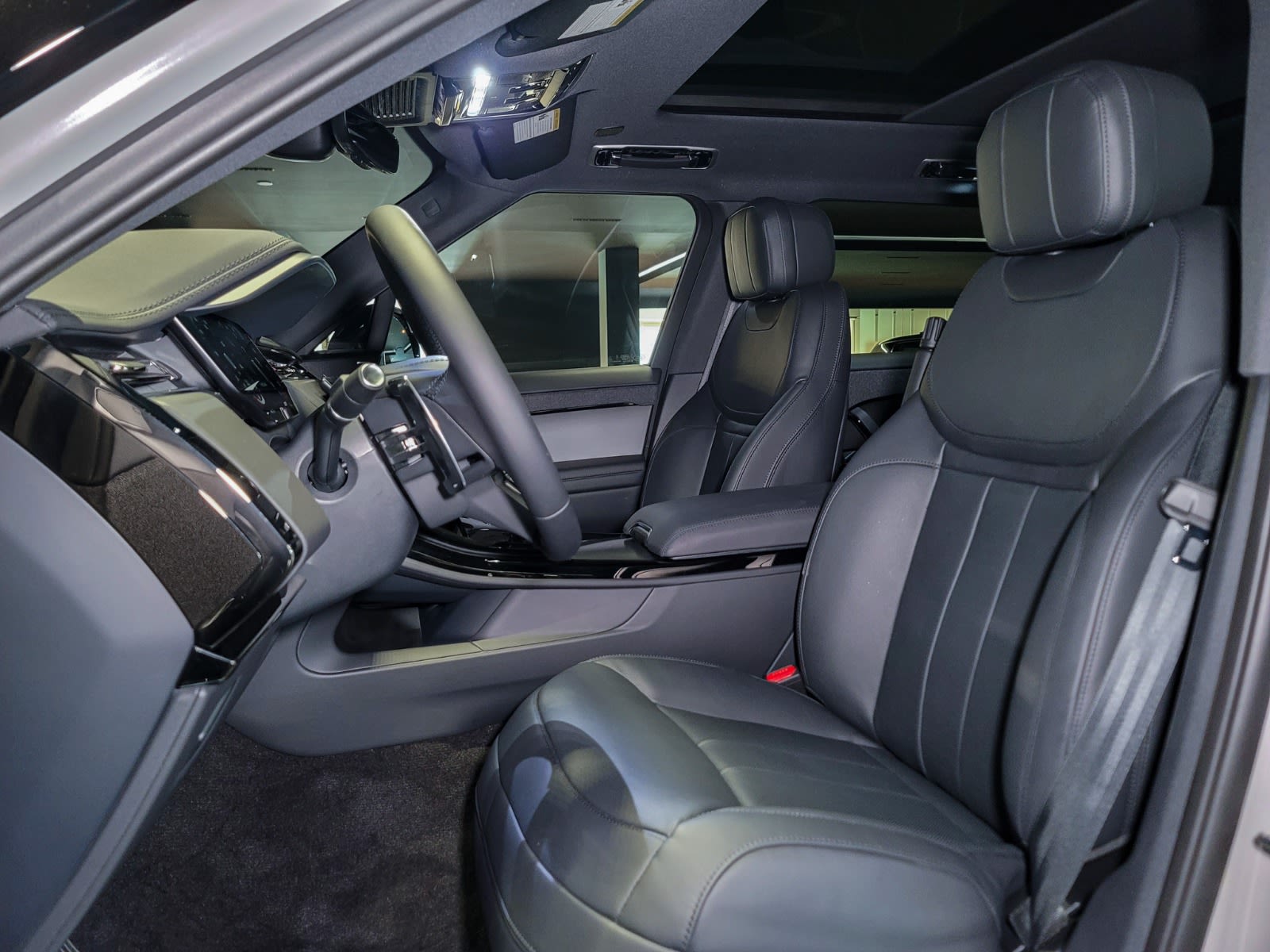 2025 Land Rover Range Rover Sport Dynamic SE, Vancouver, Cash