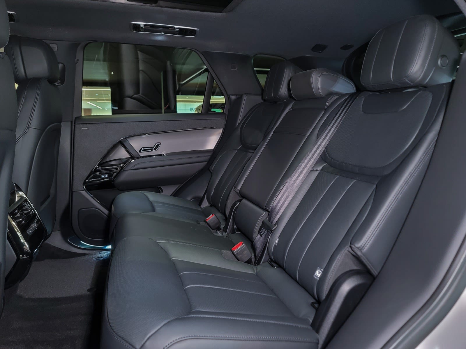 2025 Land Rover Range Rover Sport Dynamic SE, Vancouver, Cash