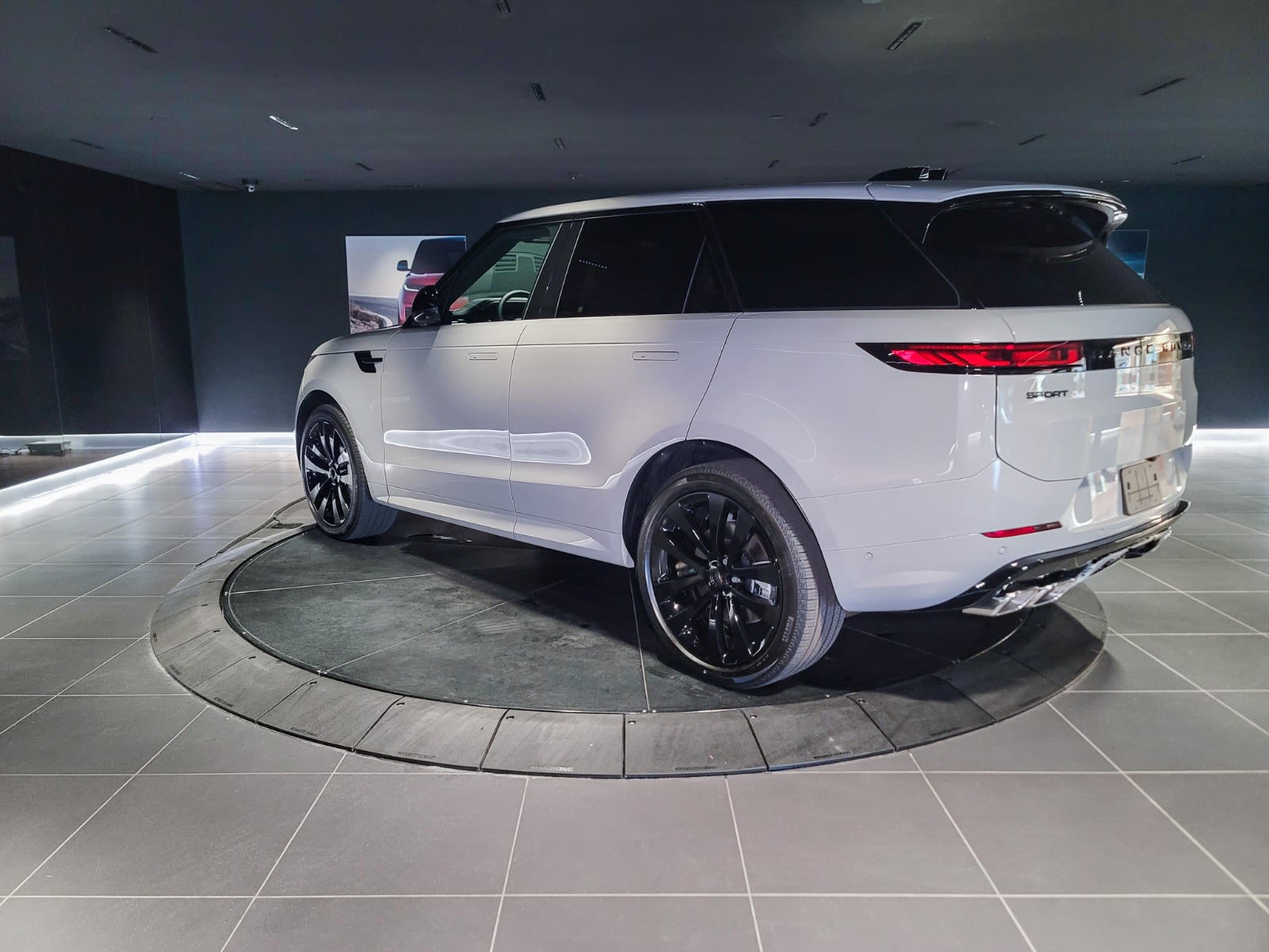 2025 Land Rover Range Rover Sport Dynamic SE, Vancouver, Cash