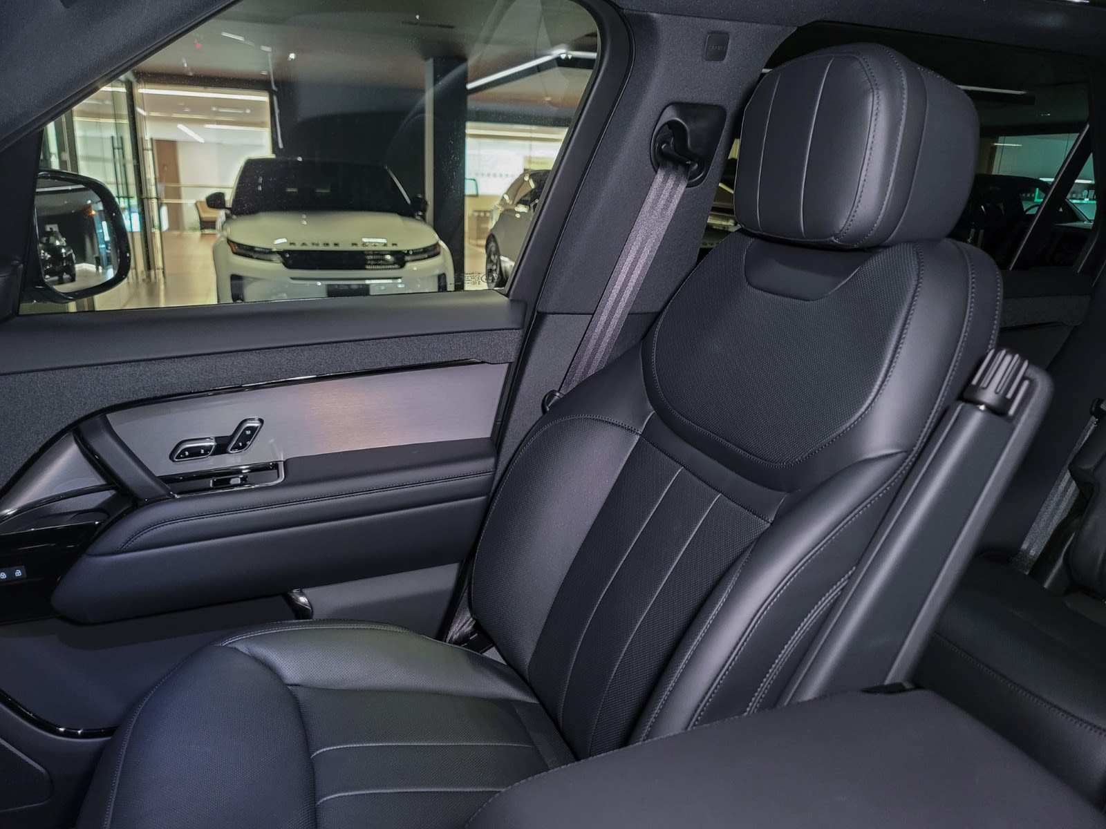 2025 Land Rover Range Rover Sport Dynamic SE, Vancouver, Cash