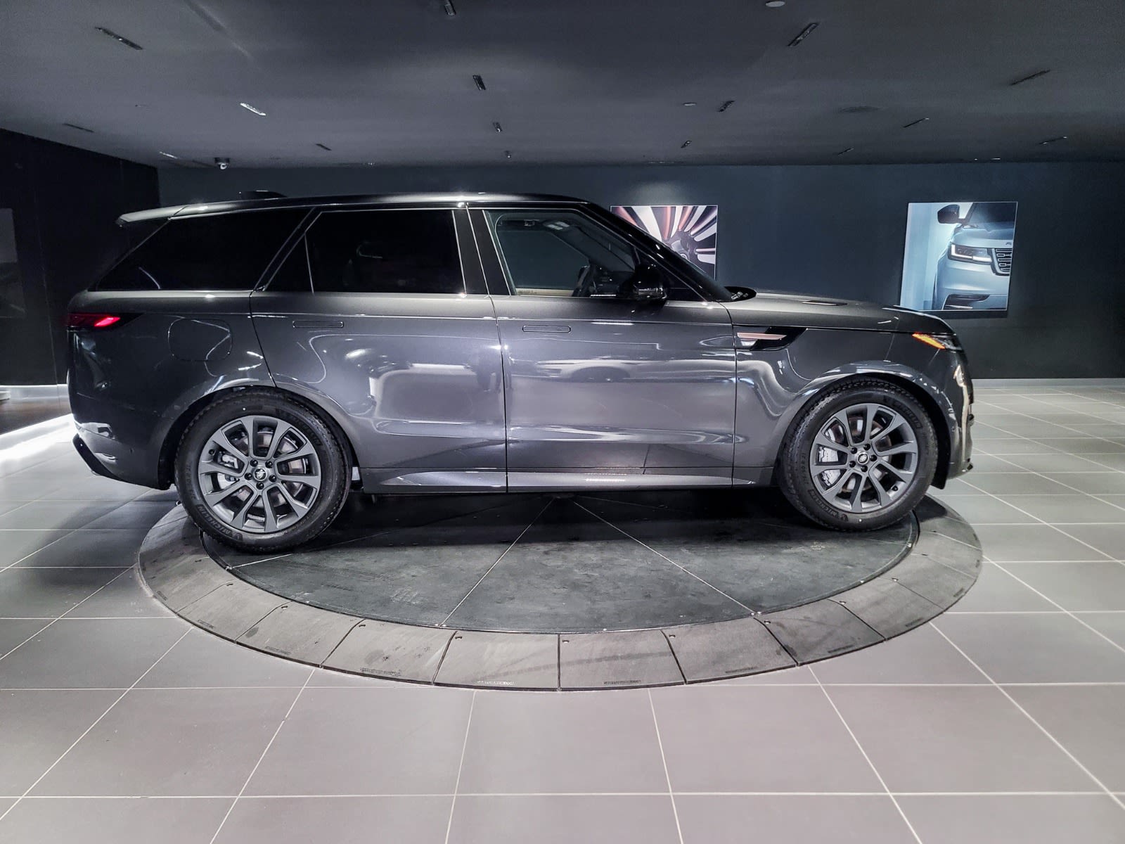 2025 Land Rover Range Rover Sport Dynamic SE, Vancouver, Cash