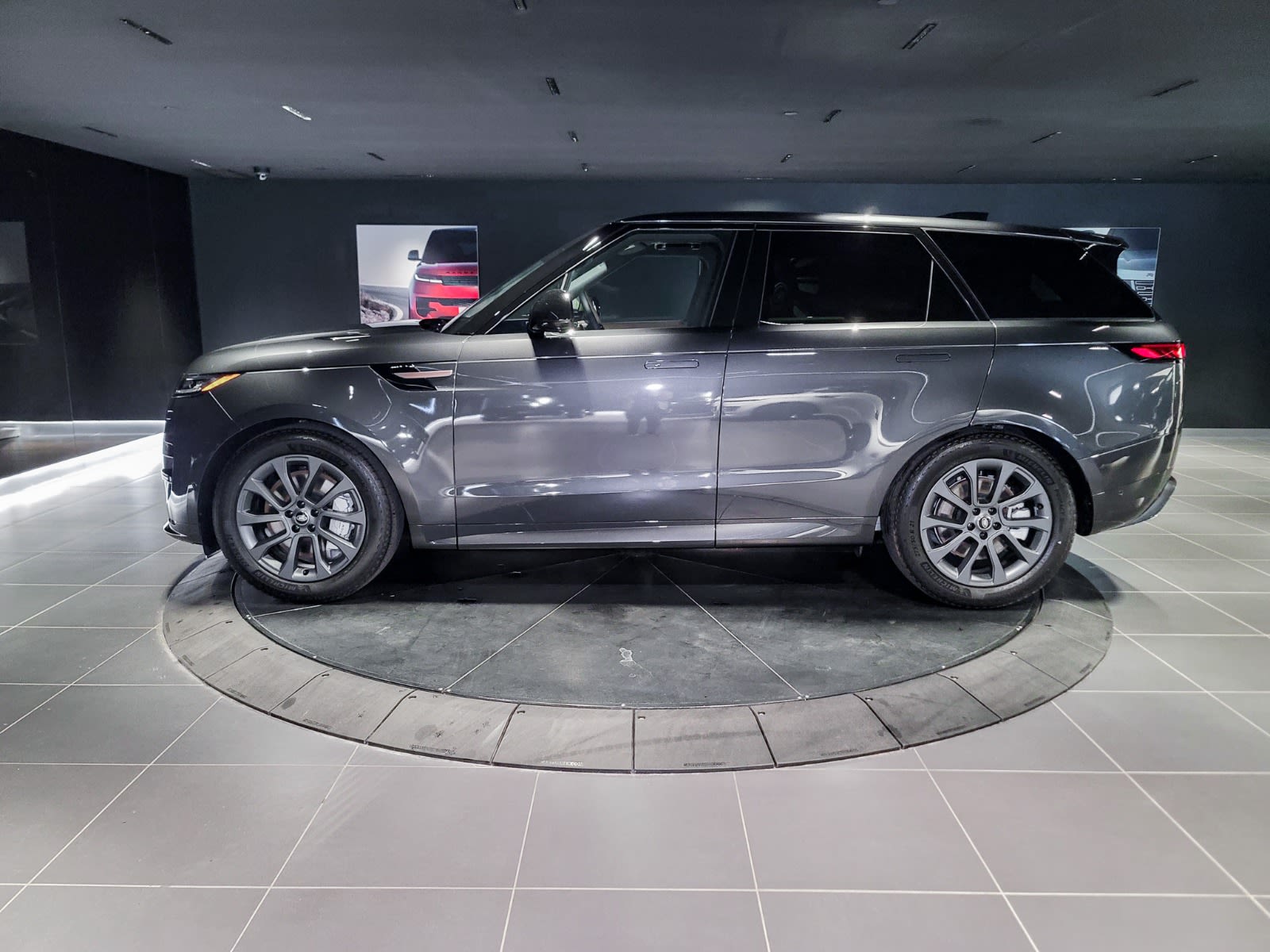 2025 Land Rover Range Rover Sport Dynamic SE, Vancouver, Cash