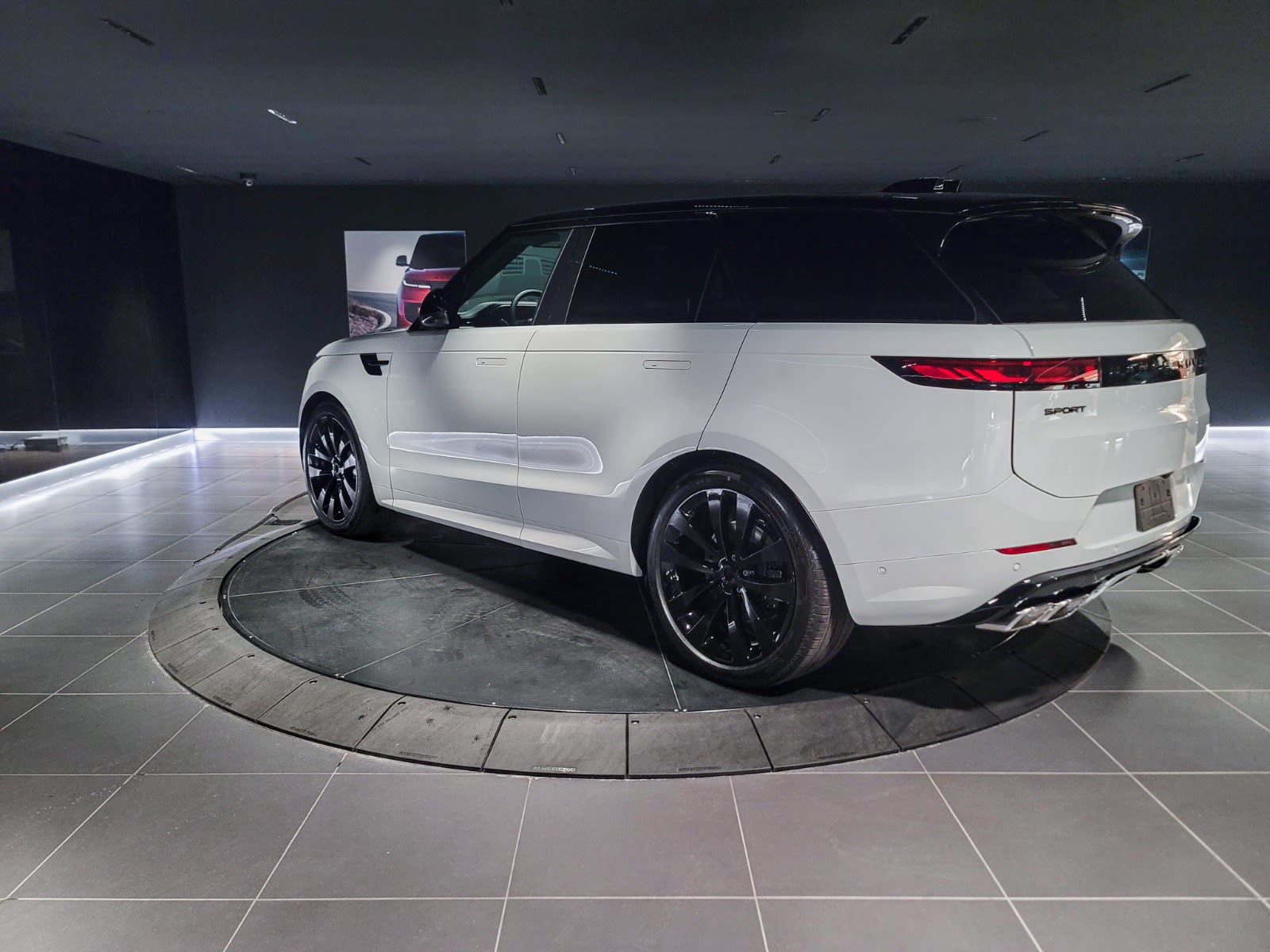 2025 Land Rover Range Rover Sport Dynamic SE, Vancouver, Cash