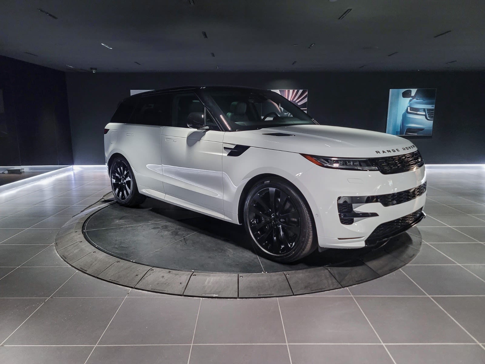 2025 Land Rover Range Rover Sport Dynamic SE, Vancouver, Cash