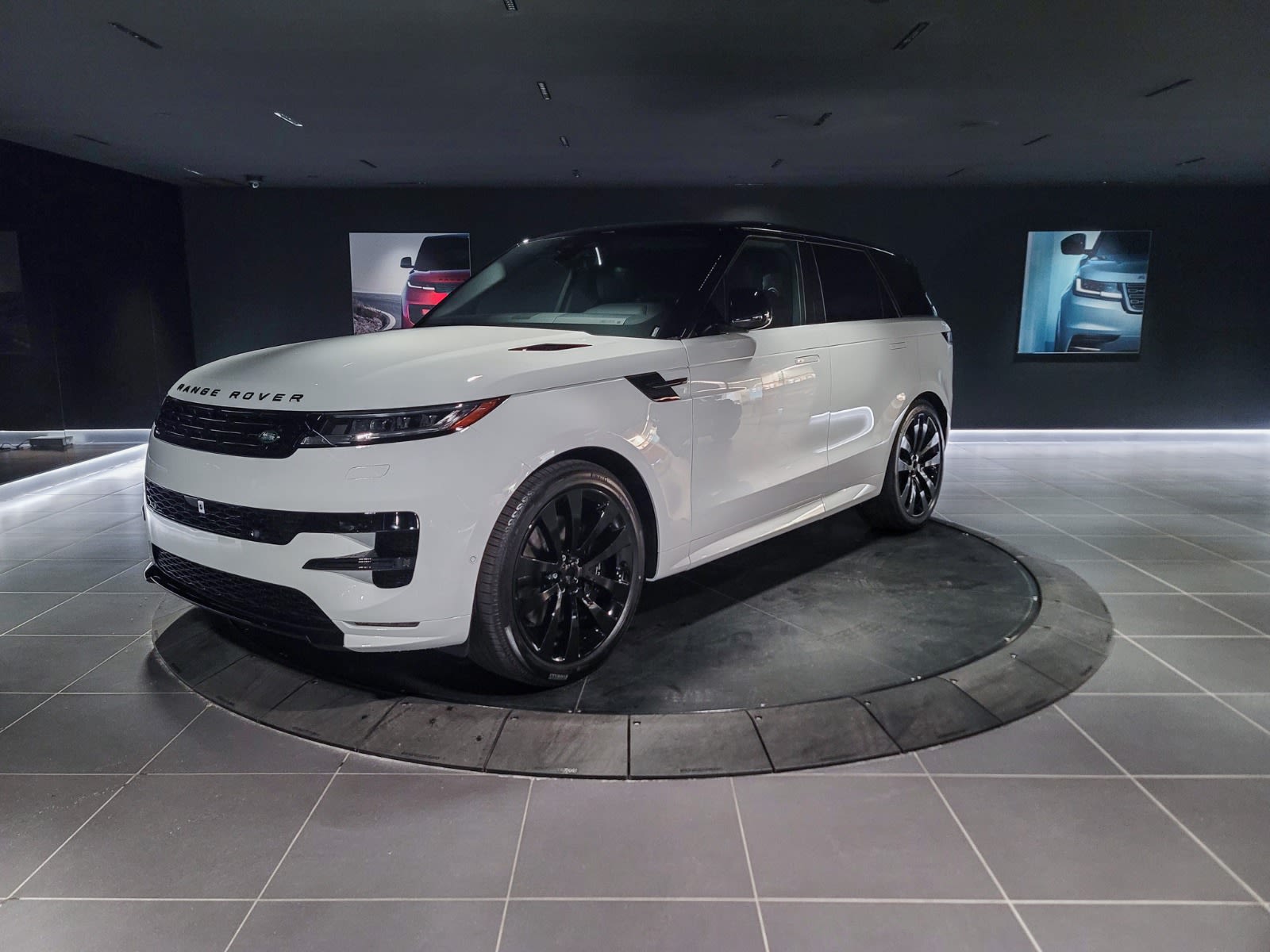 2025 Land Rover Range Rover Sport Dynamic SE, Vancouver, Cash
