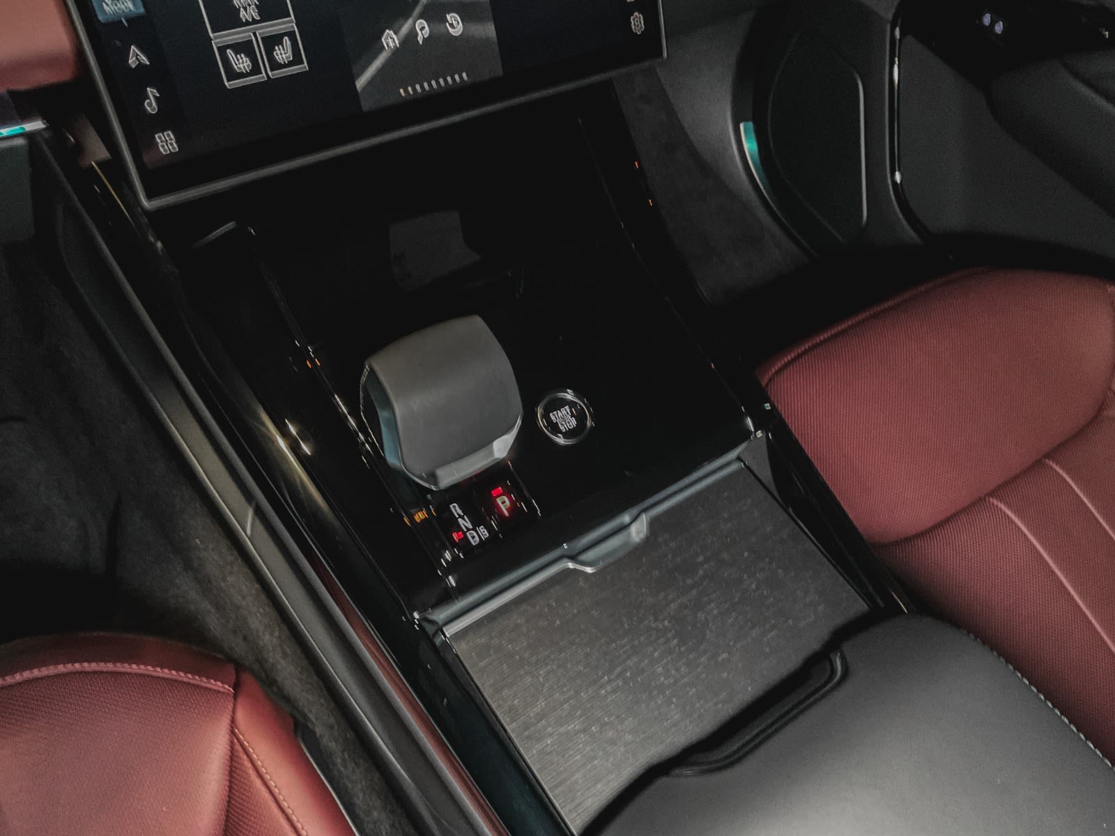 2025 Land Rover Range Rover Sport Dynamic SE, Vancouver, Cash