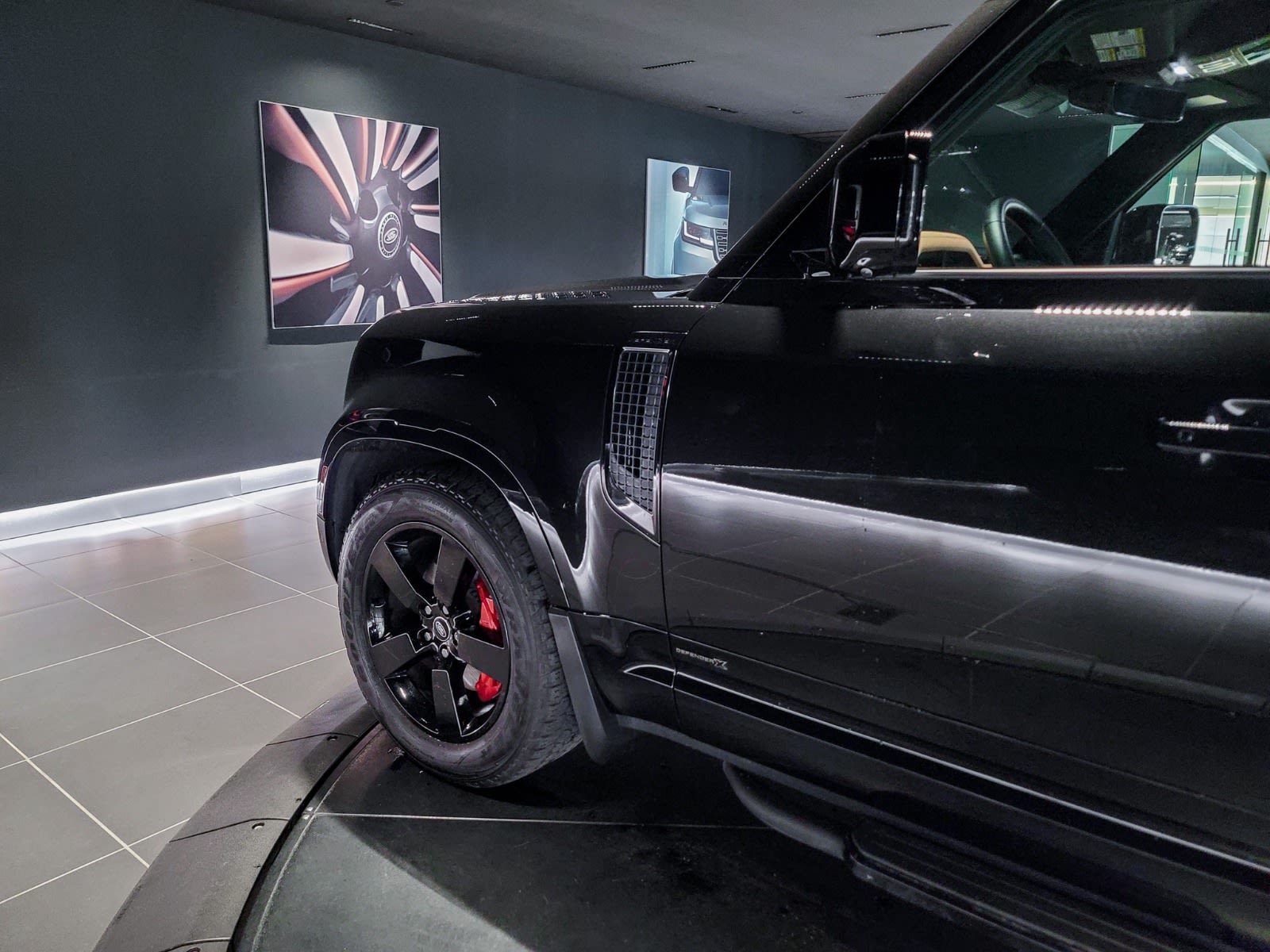 2023 Land Rover Defender X, Vancouver, Cash