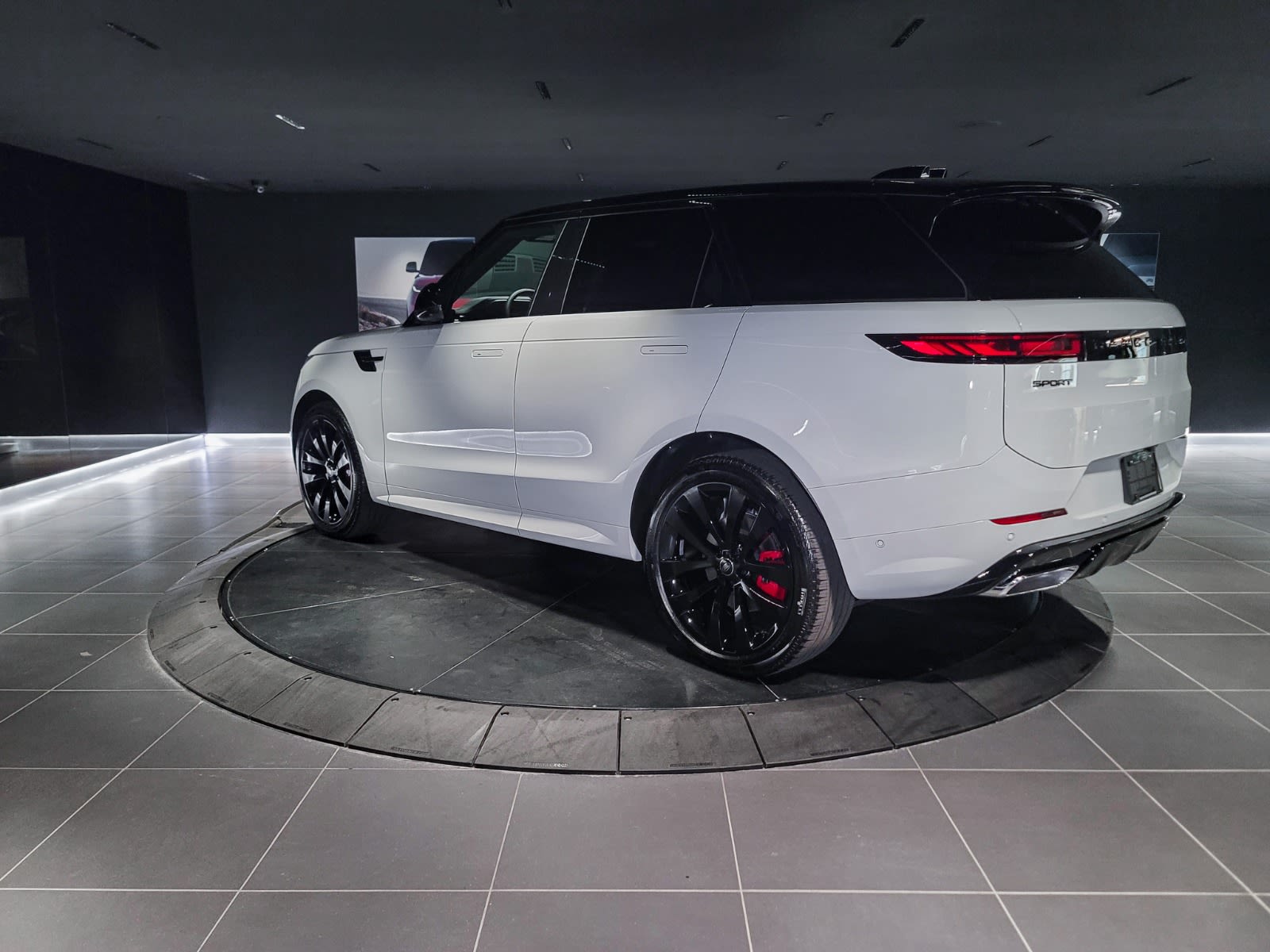 2025 Land Rover Range Rover Sport Dynamic SE, Vancouver, Cash