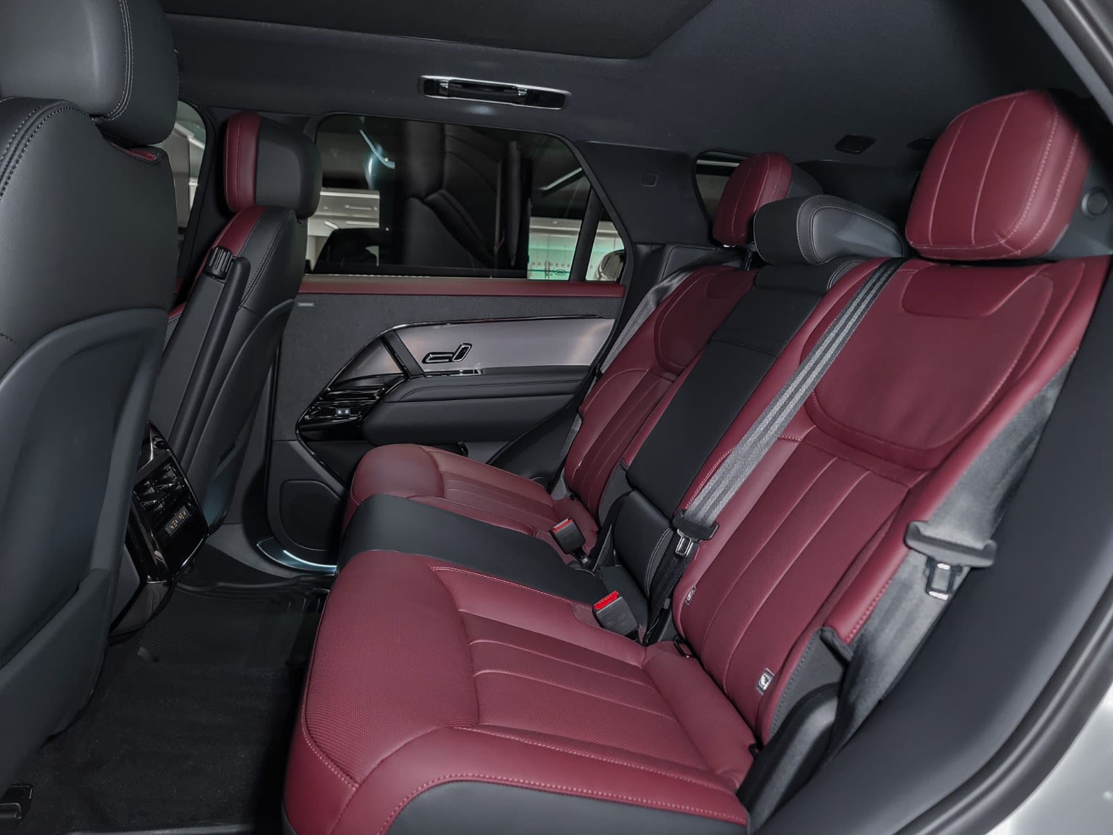 2025 Land Rover Range Rover Sport Dynamic SE, Vancouver, Cash