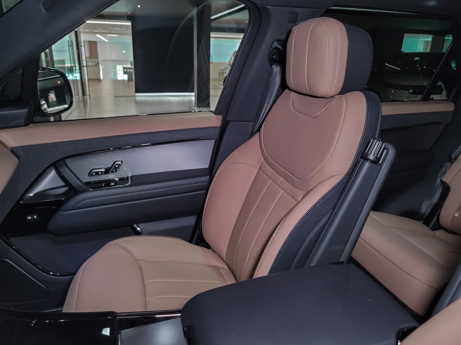 2025 Land Rover Range Rover Sport Dynamic HSE, Vancouver, Cash