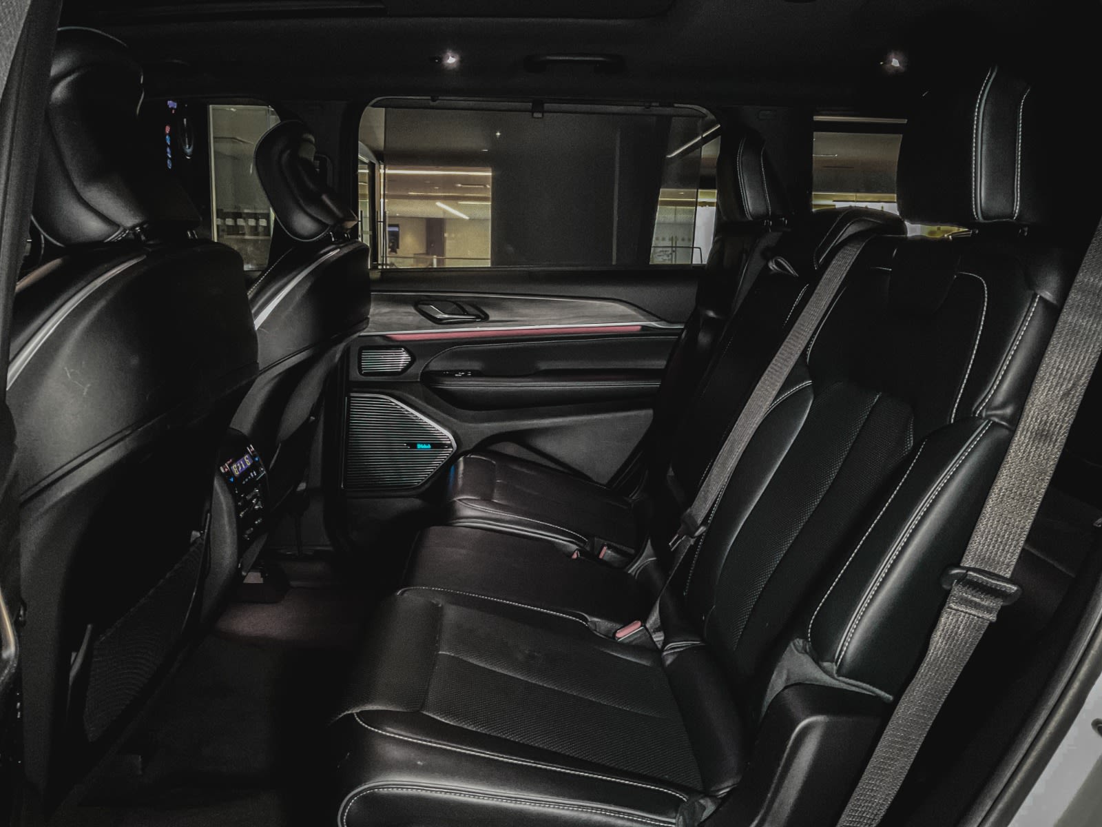 2021 Jeep Grand Cherokee L Overland, Vancouver, Cash