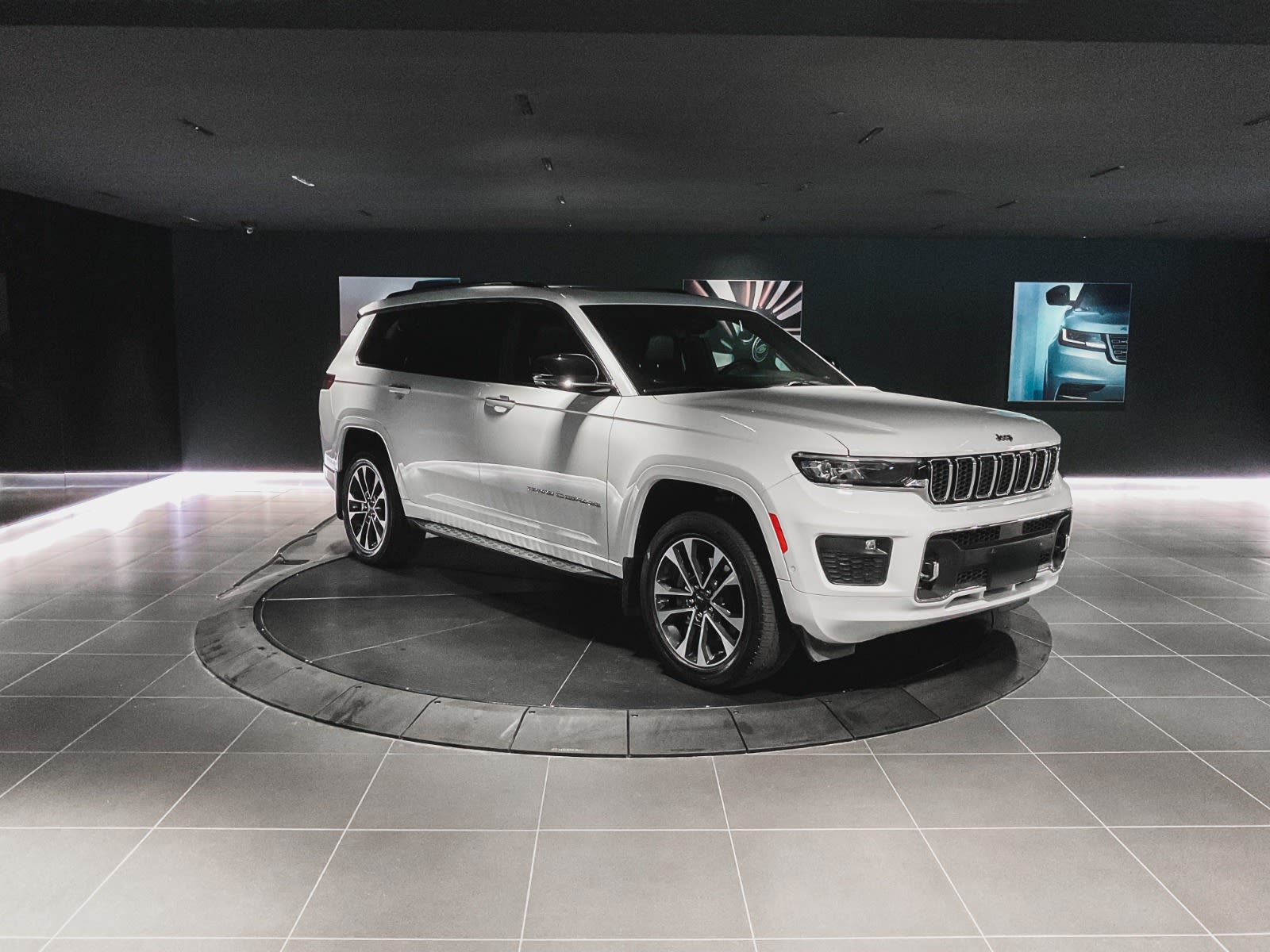 2021 Jeep Grand Cherokee L Overland, Vancouver, Cash