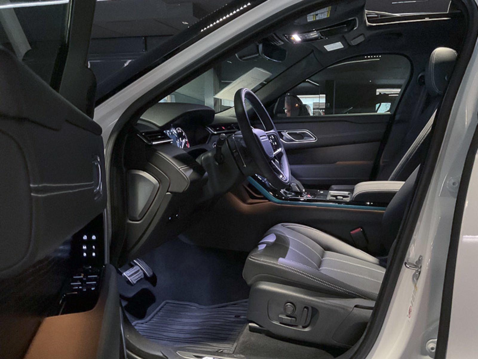 2023 Land Rover Range Rover Velar HST, Vancouver, Cash