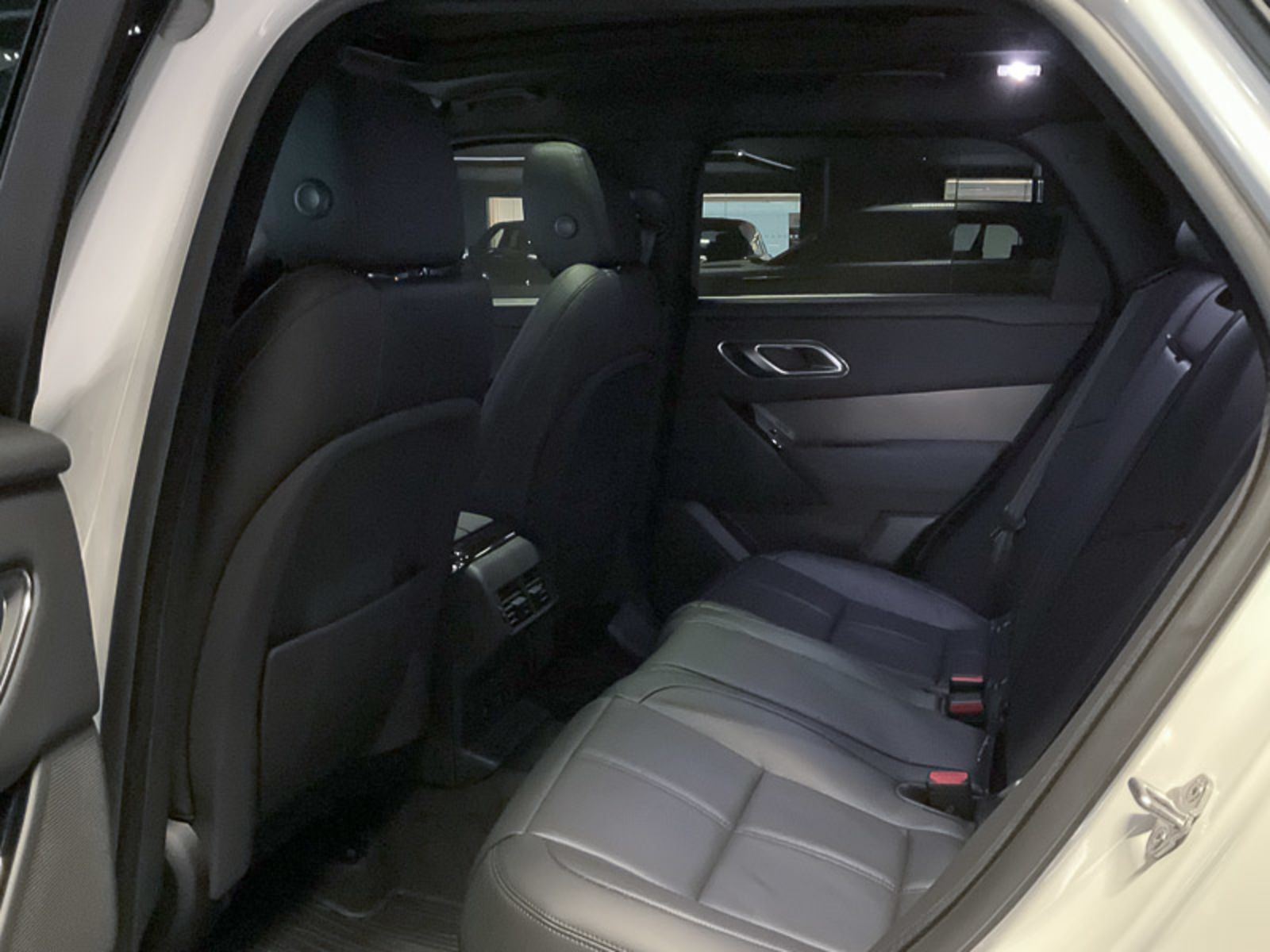 2024 Land Rover Range Rover Velar Dynamic SE, Vancouver, Cash