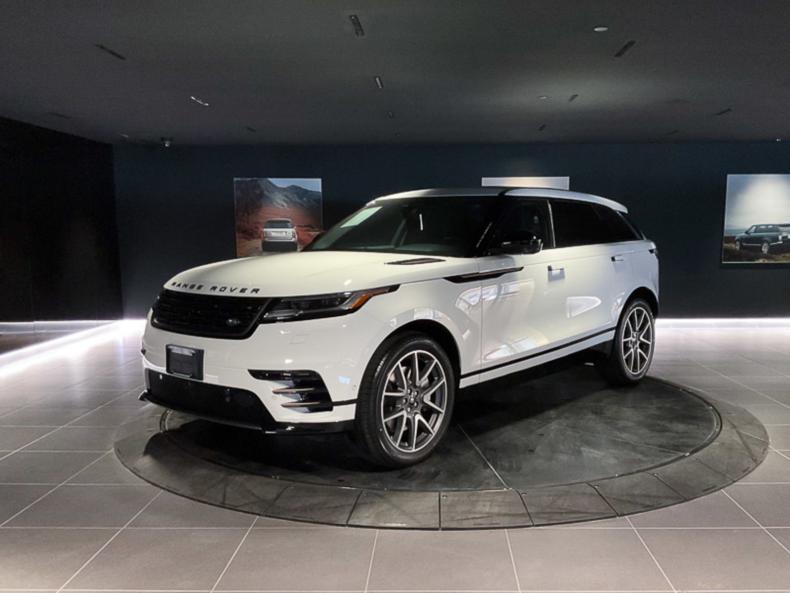 2024 Land Rover Range Rover Velar Dynamic SE, Vancouver, Cash
