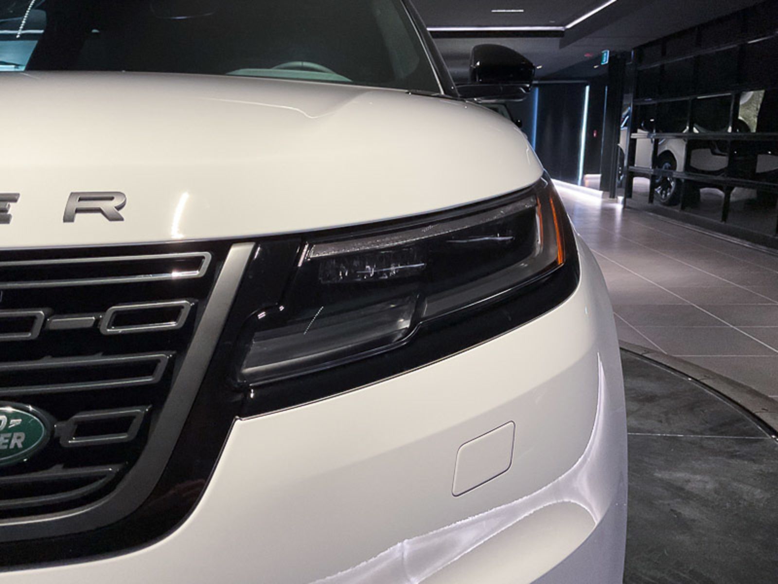 2024 Land Rover Range Rover Velar Dynamic SE, Vancouver, Cash