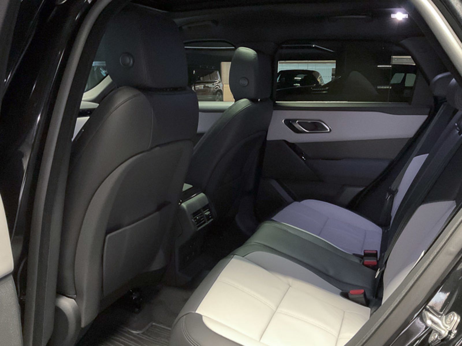 2024 Land Rover Range Rover Velar Dynamic SE, Vancouver, Cash