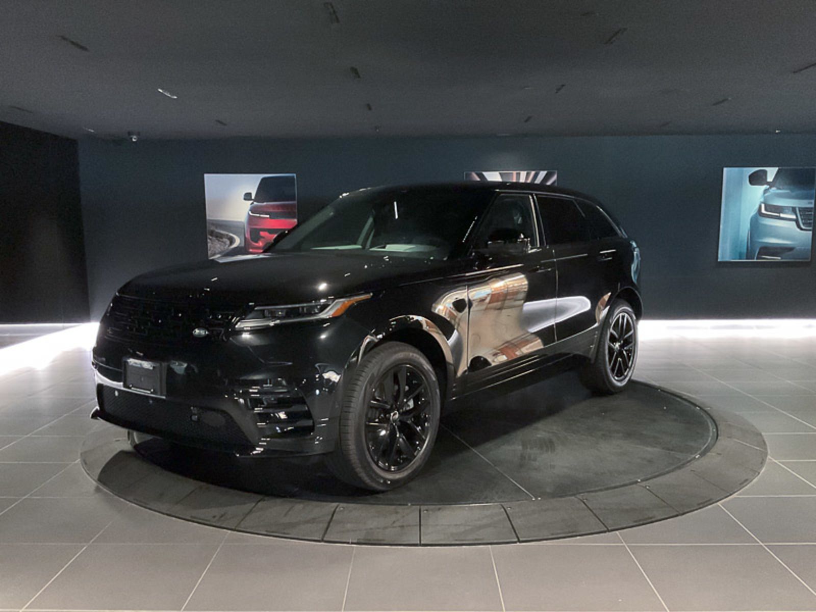 2025 Land Rover Range Rover Velar Dynamic SE, Vancouver, Cash