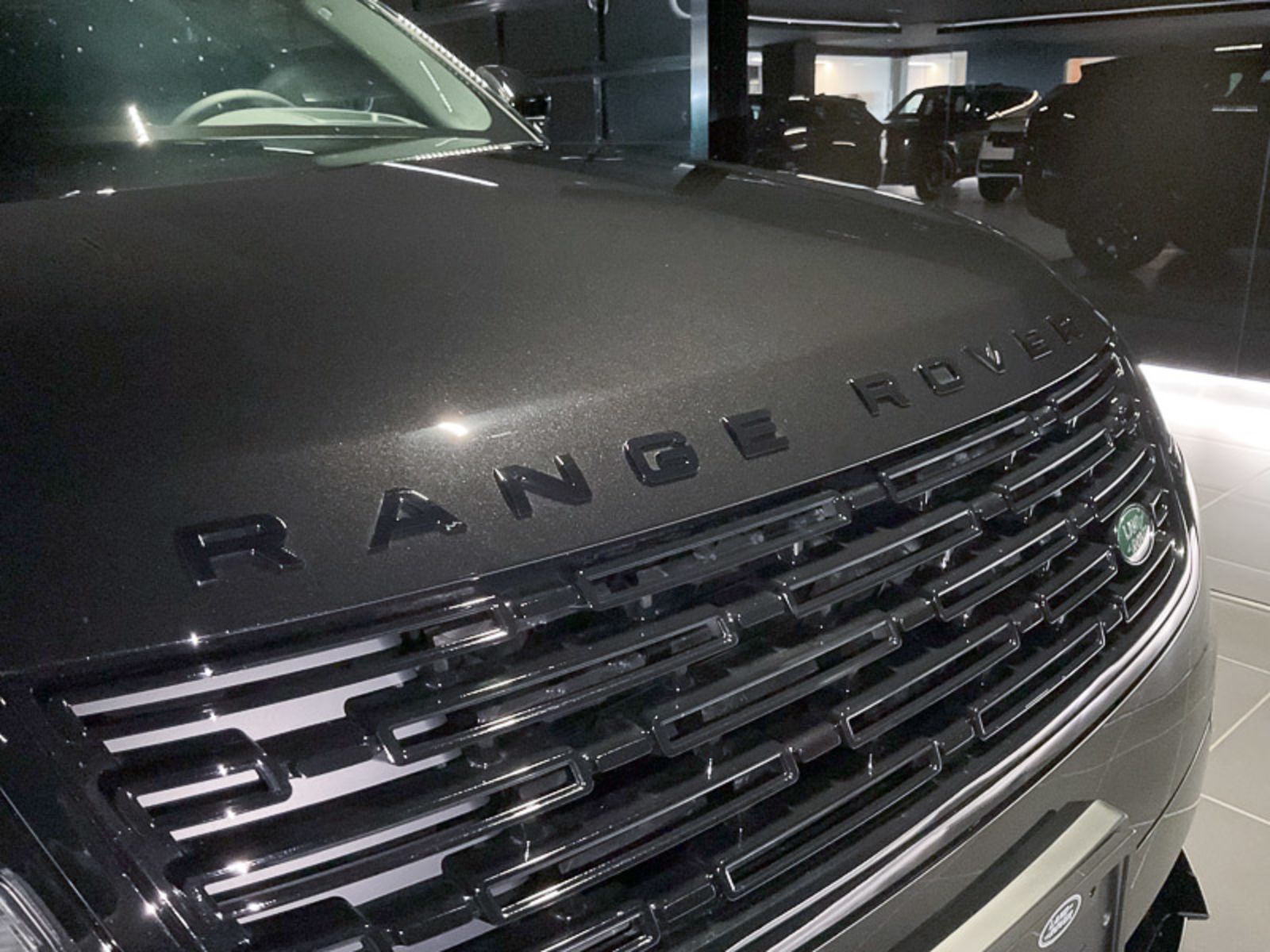 2025 Land Rover Range Rover Velar Dynamic SE, Vancouver, Cash