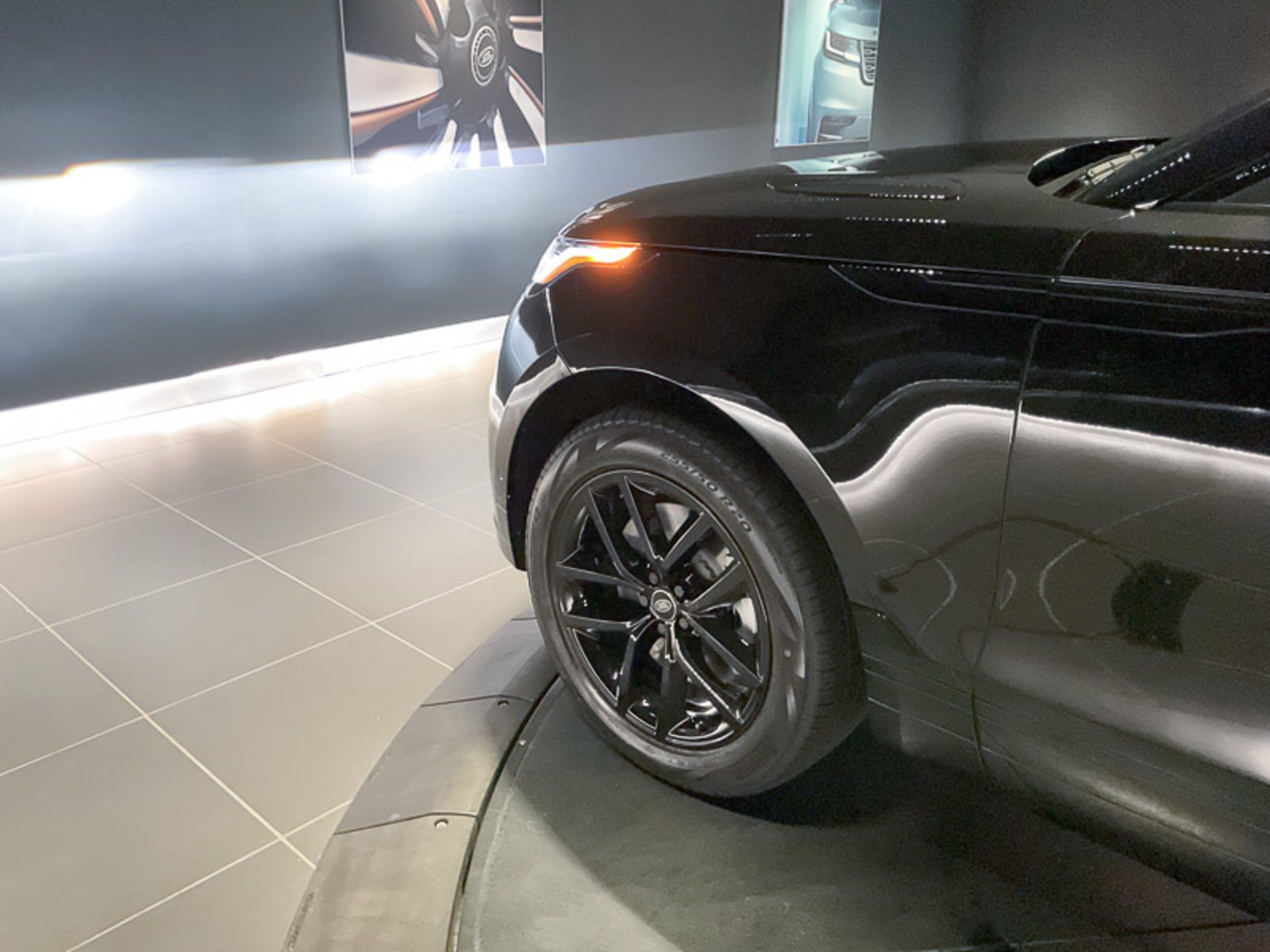 2025 Land Rover Range Rover Velar Dynamic SE, Vancouver, Cash