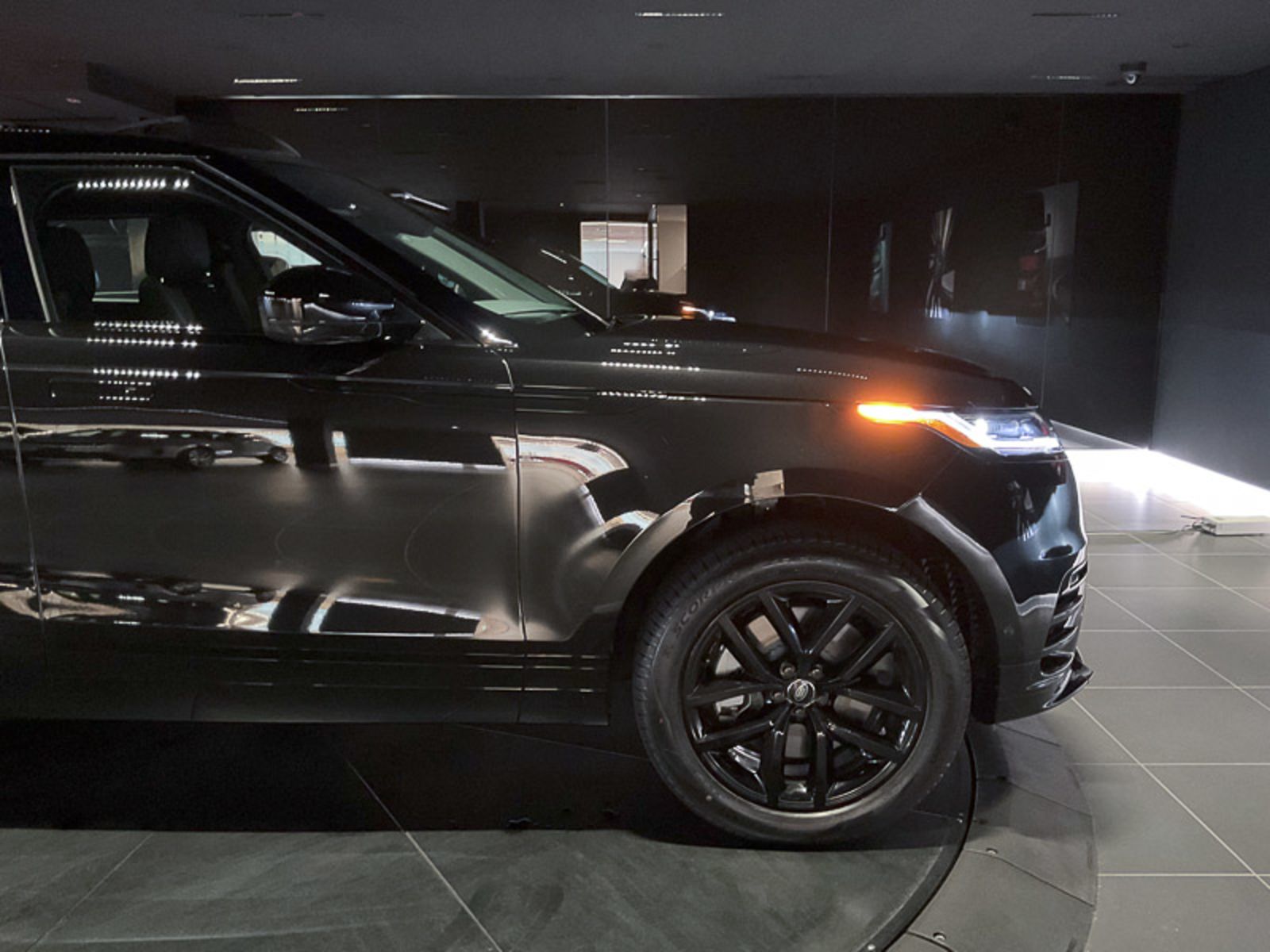 2025 Land Rover Range Rover Velar Dynamic SE, Vancouver, Cash