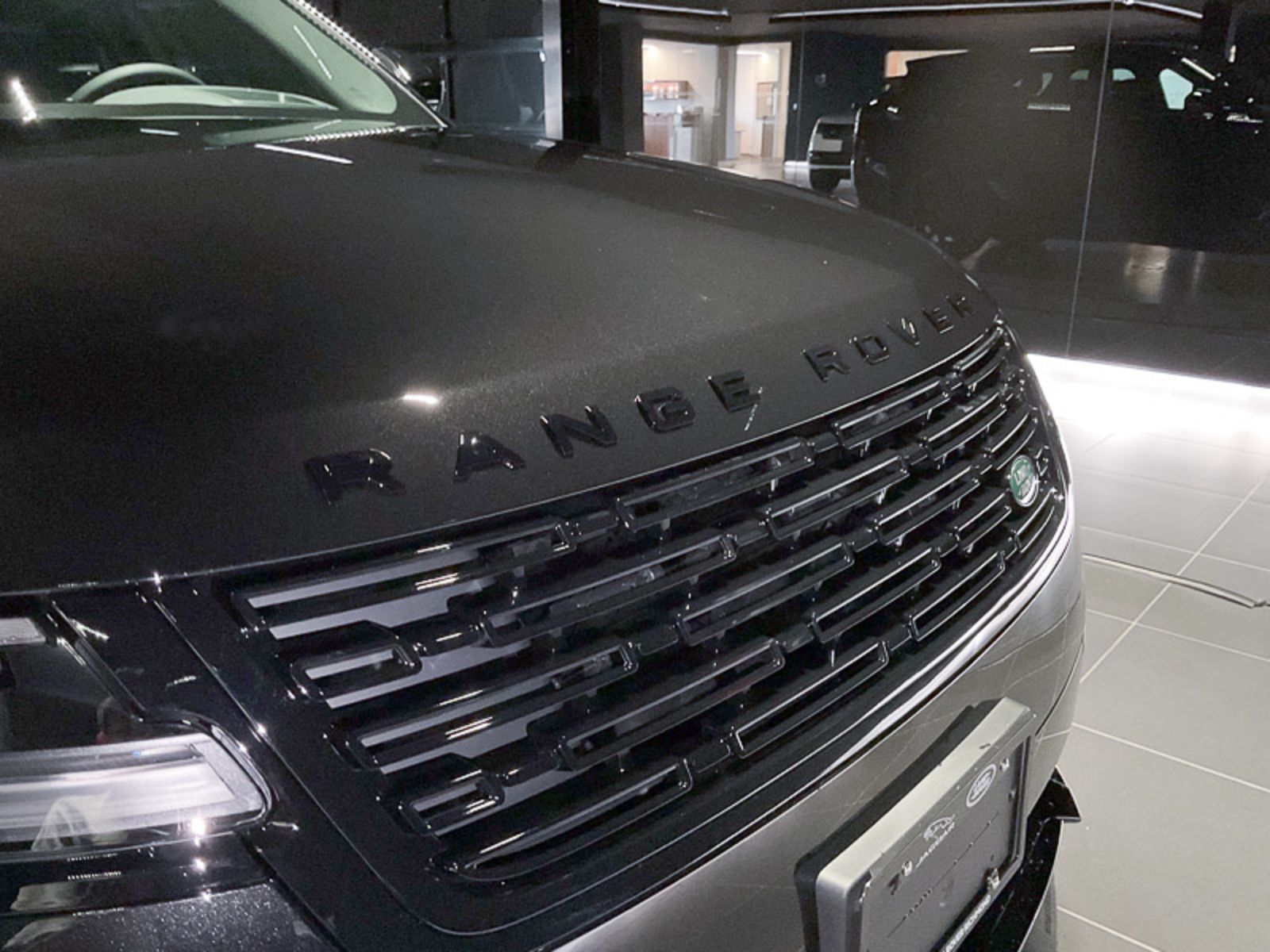 2025 Land Rover Range Rover Velar Dynamic SE, Vancouver, Cash