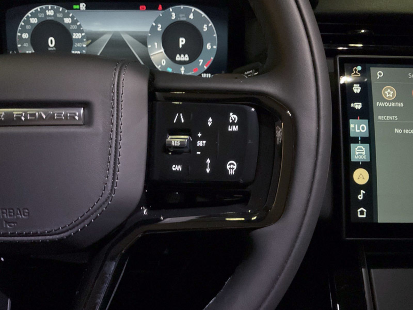 2025 Land Rover Range Rover Velar Dynamic SE, Vancouver, Cash