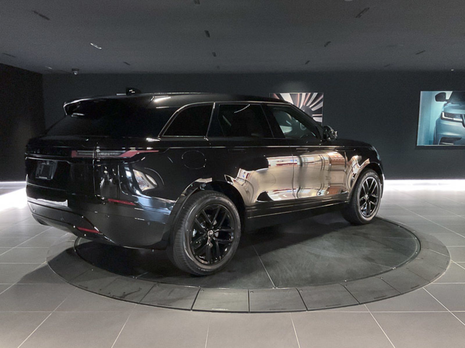 2025 Land Rover Range Rover Velar Dynamic SE, Vancouver, Cash