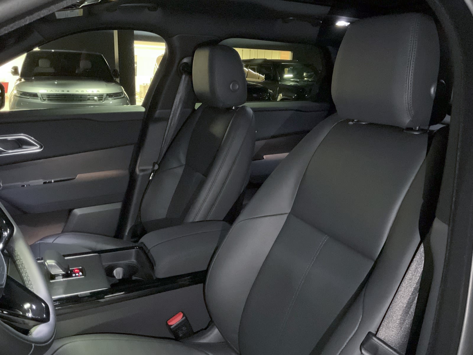 2025 Land Rover Range Rover Velar Dynamic SE, Vancouver, Cash