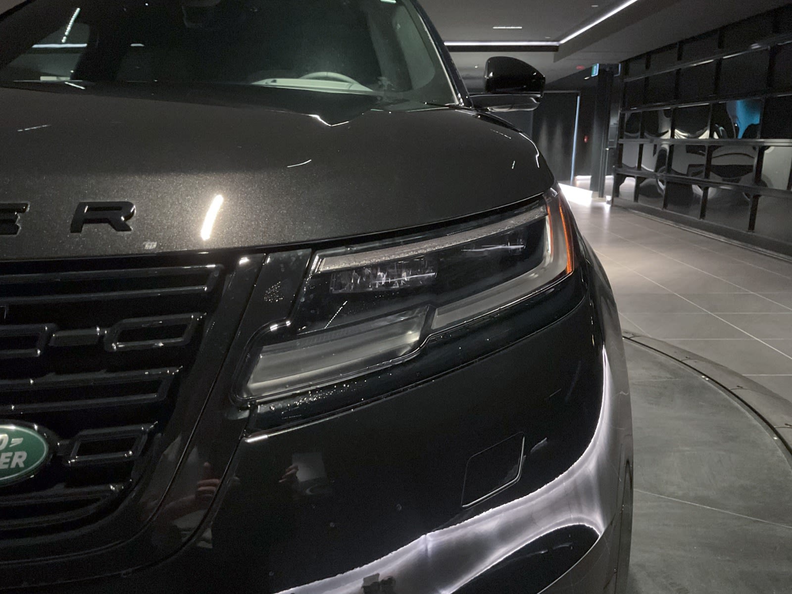 2025 Land Rover Range Rover Velar Dynamic SE, Vancouver, Cash