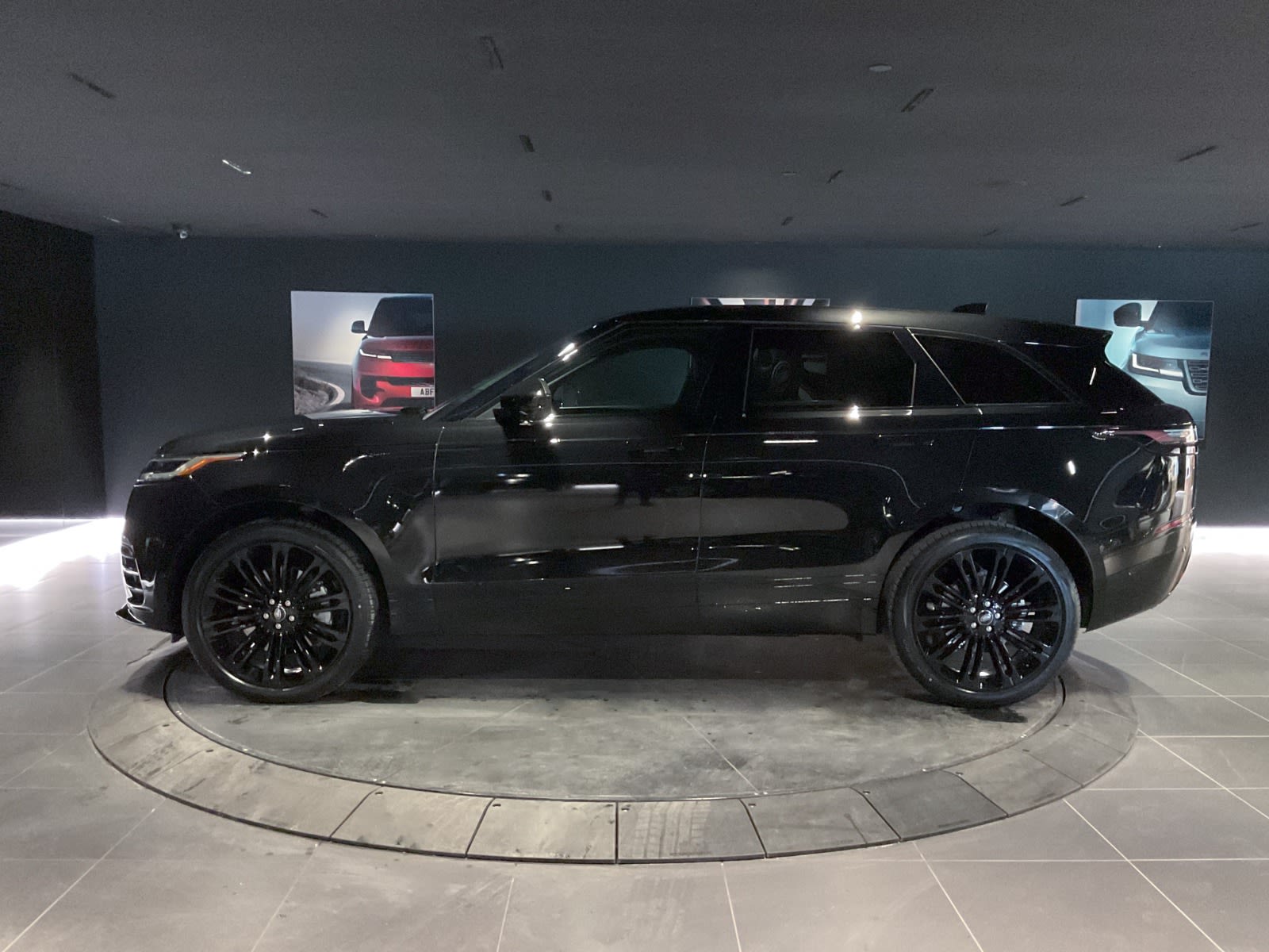 2025 Land Rover Range Rover Velar Dynamic SE, Vancouver, Cash