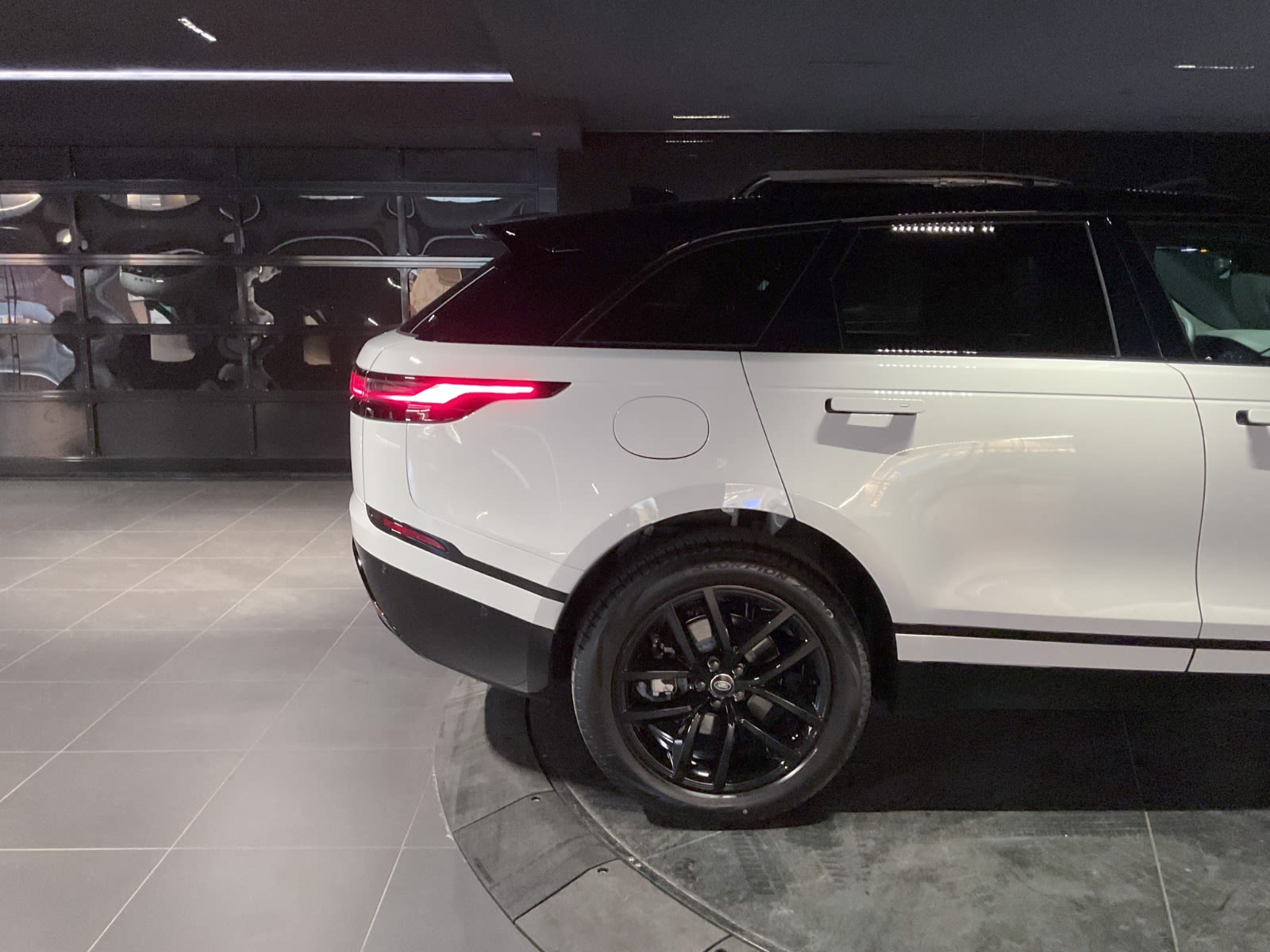 2025 Land Rover Range Rover Velar Dynamic SE, Vancouver, Cash