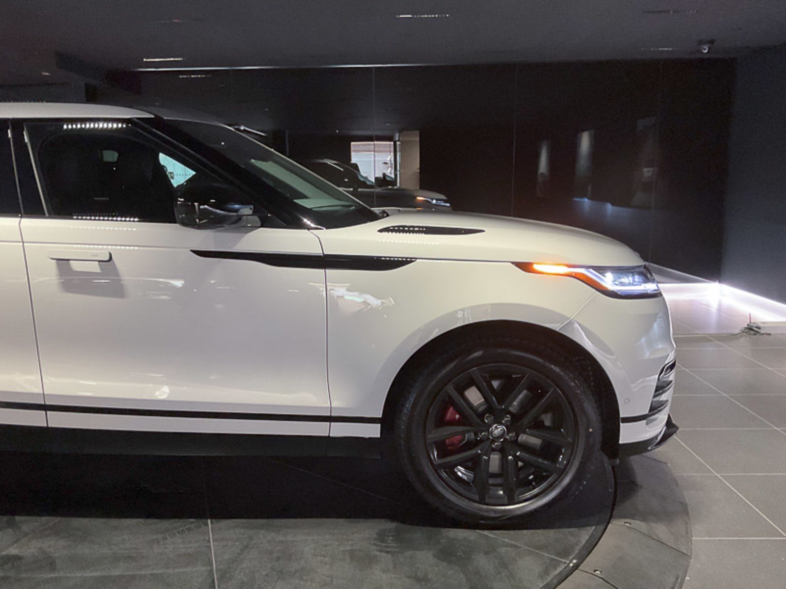 2025 Land Rover Range Rover Velar Dynamic SE, Vancouver, Cash