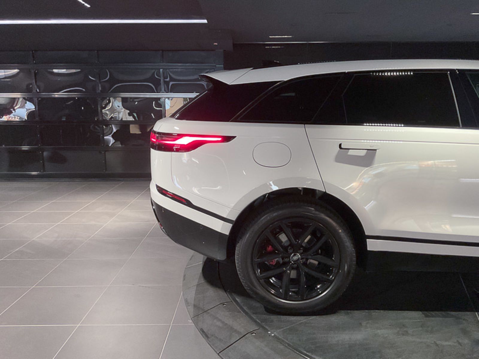 2025 Land Rover Range Rover Velar Dynamic SE, Vancouver, Cash