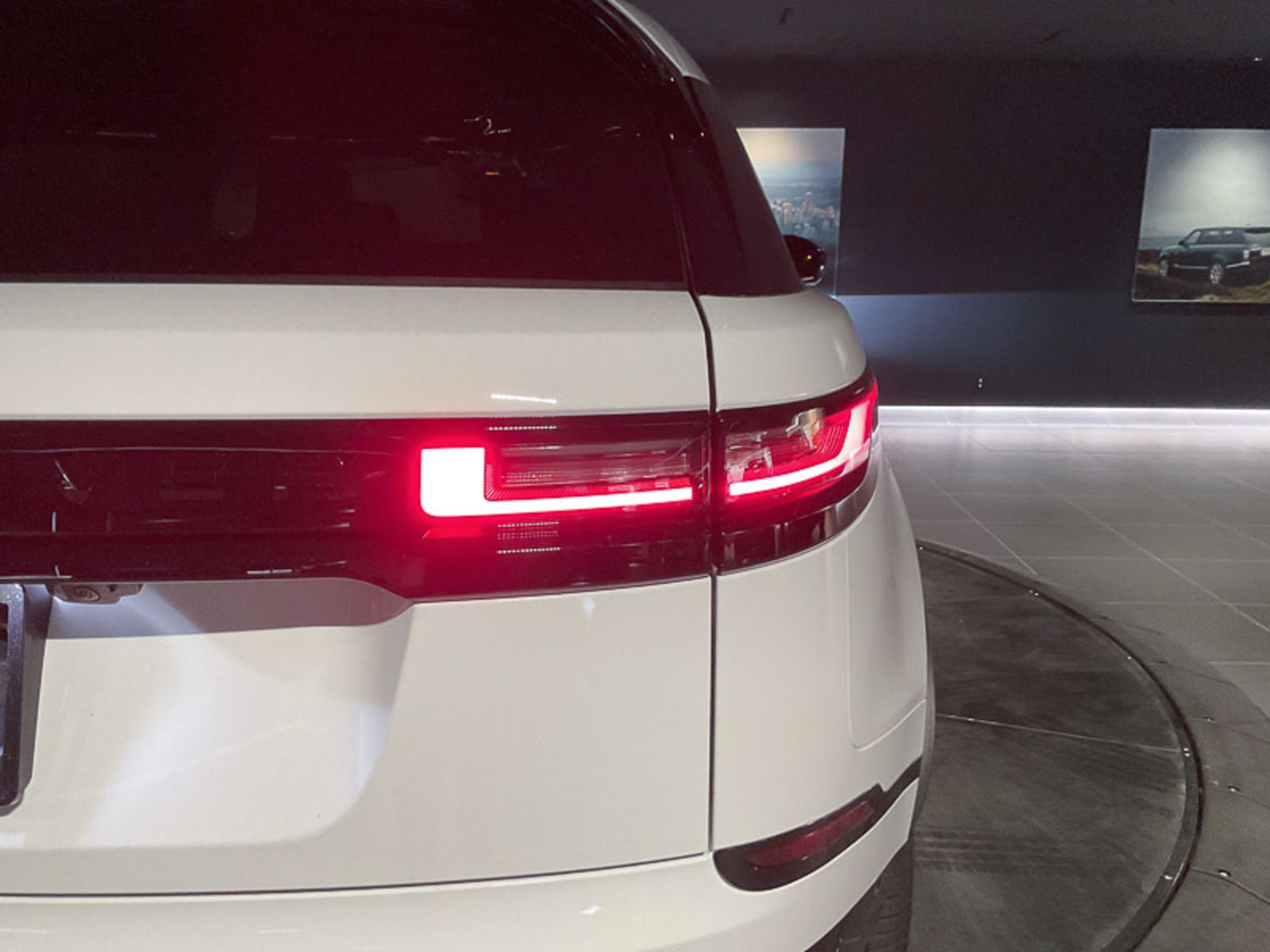2025 Land Rover Range Rover Velar Dynamic SE, Vancouver, Cash