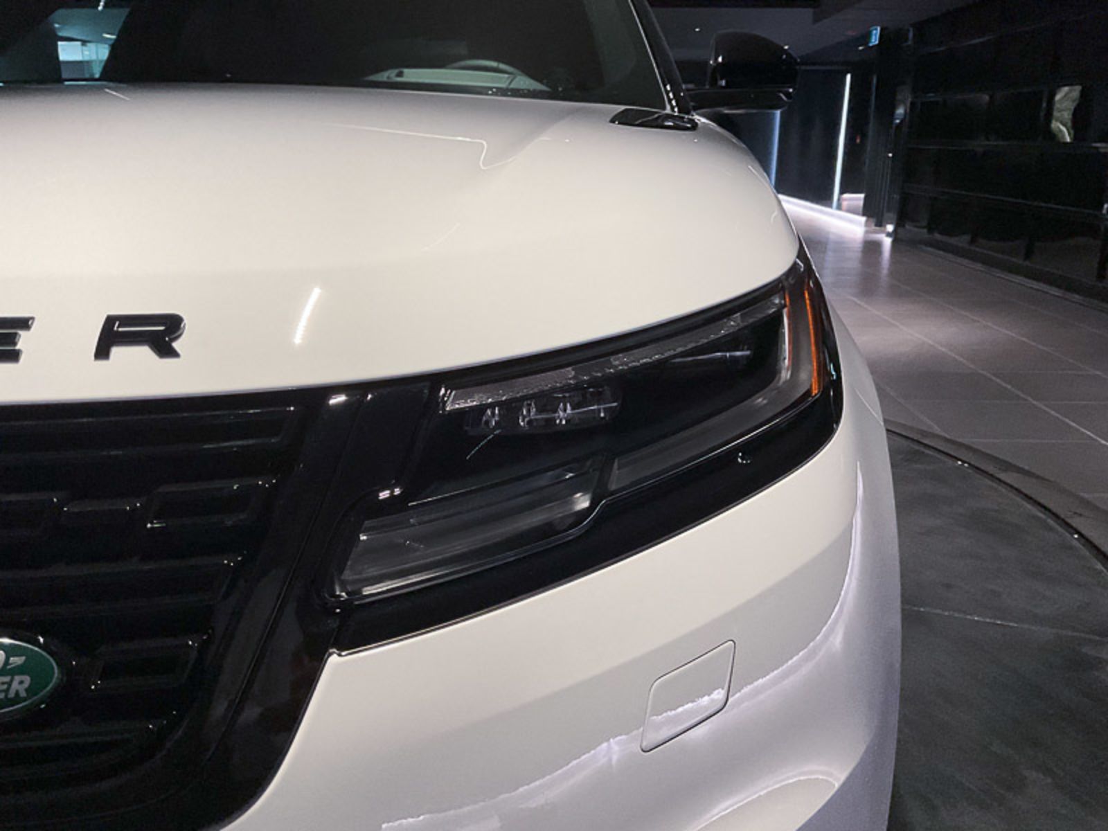 2025 Land Rover Range Rover Velar Dynamic SE, Vancouver, Cash