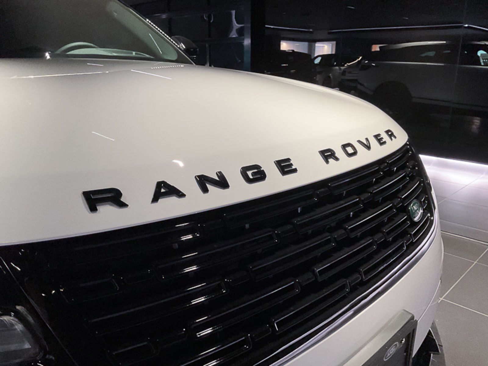 2025 Land Rover Range Rover Velar Dynamic SE, Vancouver, Cash