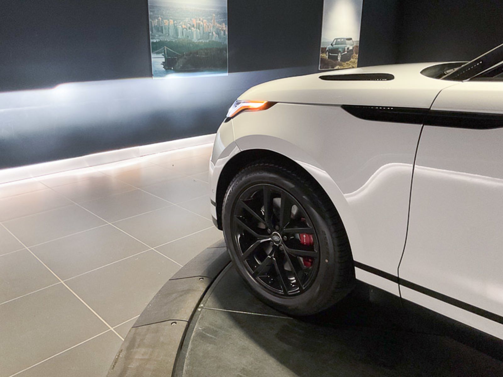 2025 Land Rover Range Rover Velar Dynamic SE, Vancouver, Cash