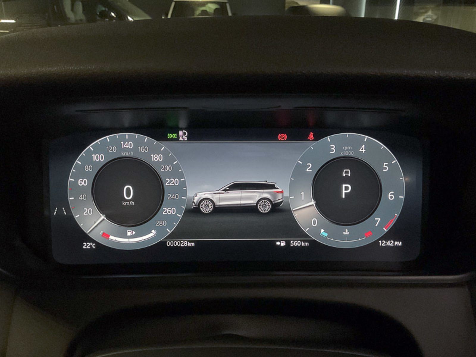 2025 Land Rover Range Rover Velar Dynamic SE, Vancouver, Cash