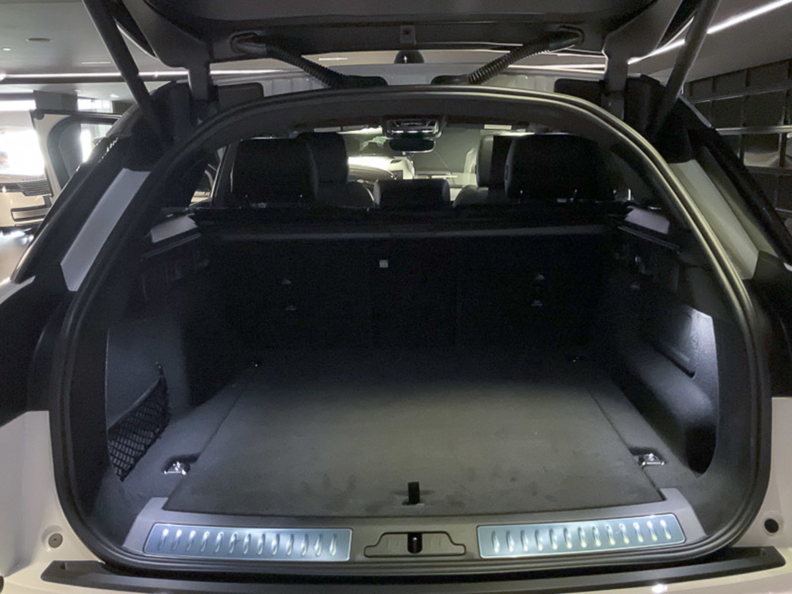 2025 Land Rover Range Rover Velar Dynamic SE, Vancouver, Cash