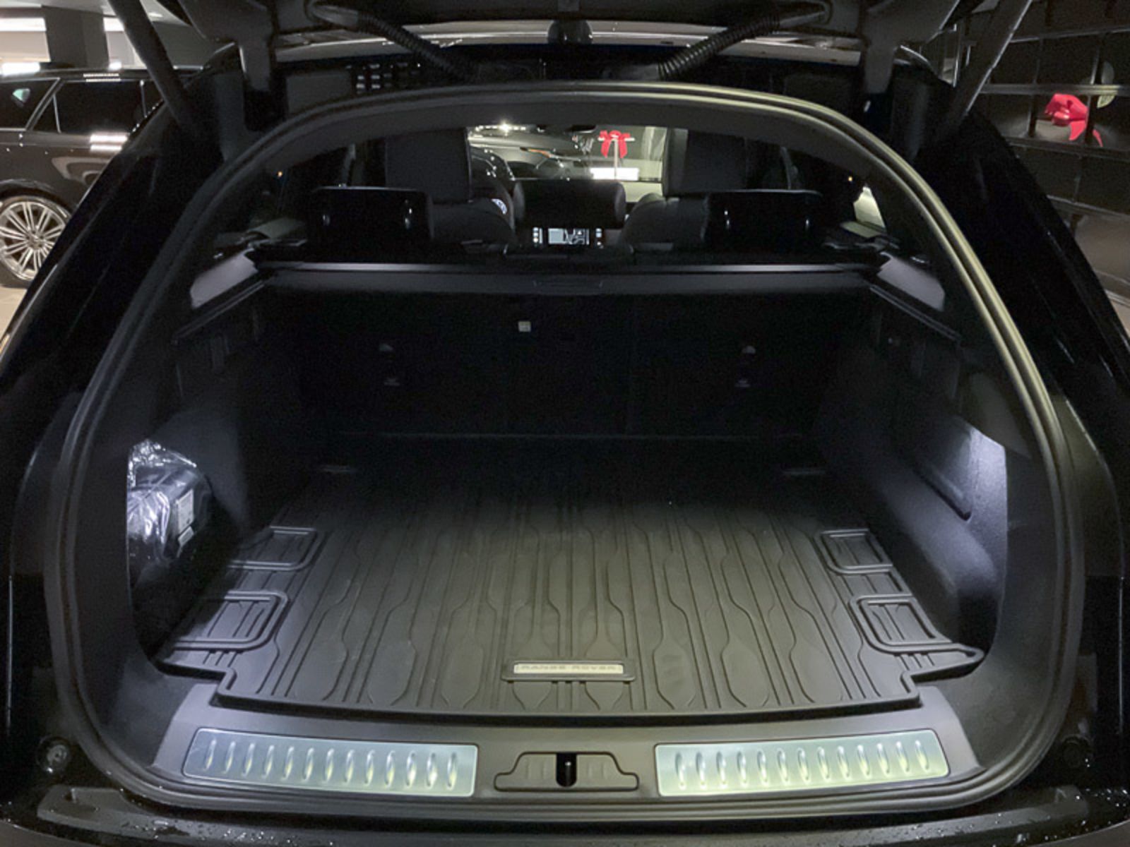 2025 Land Rover Range Rover Velar Dynamic HSE, Vancouver, Cash