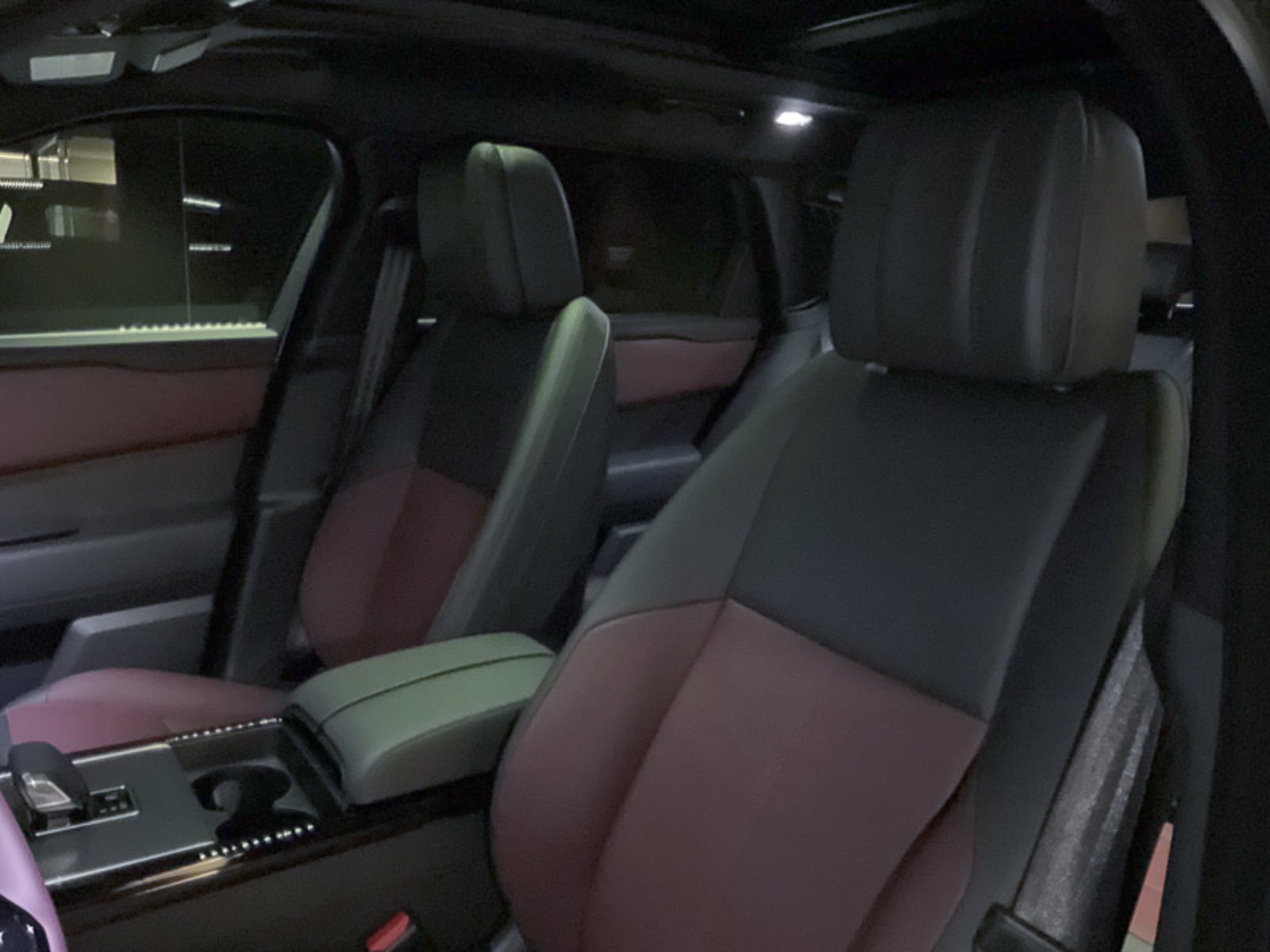 2025 Land Rover Range Rover Velar Dynamic HSE, Vancouver, Cash