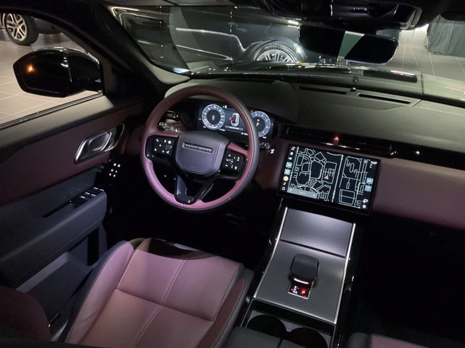 2025 Land Rover Range Rover Velar Dynamic HSE, Vancouver, Cash