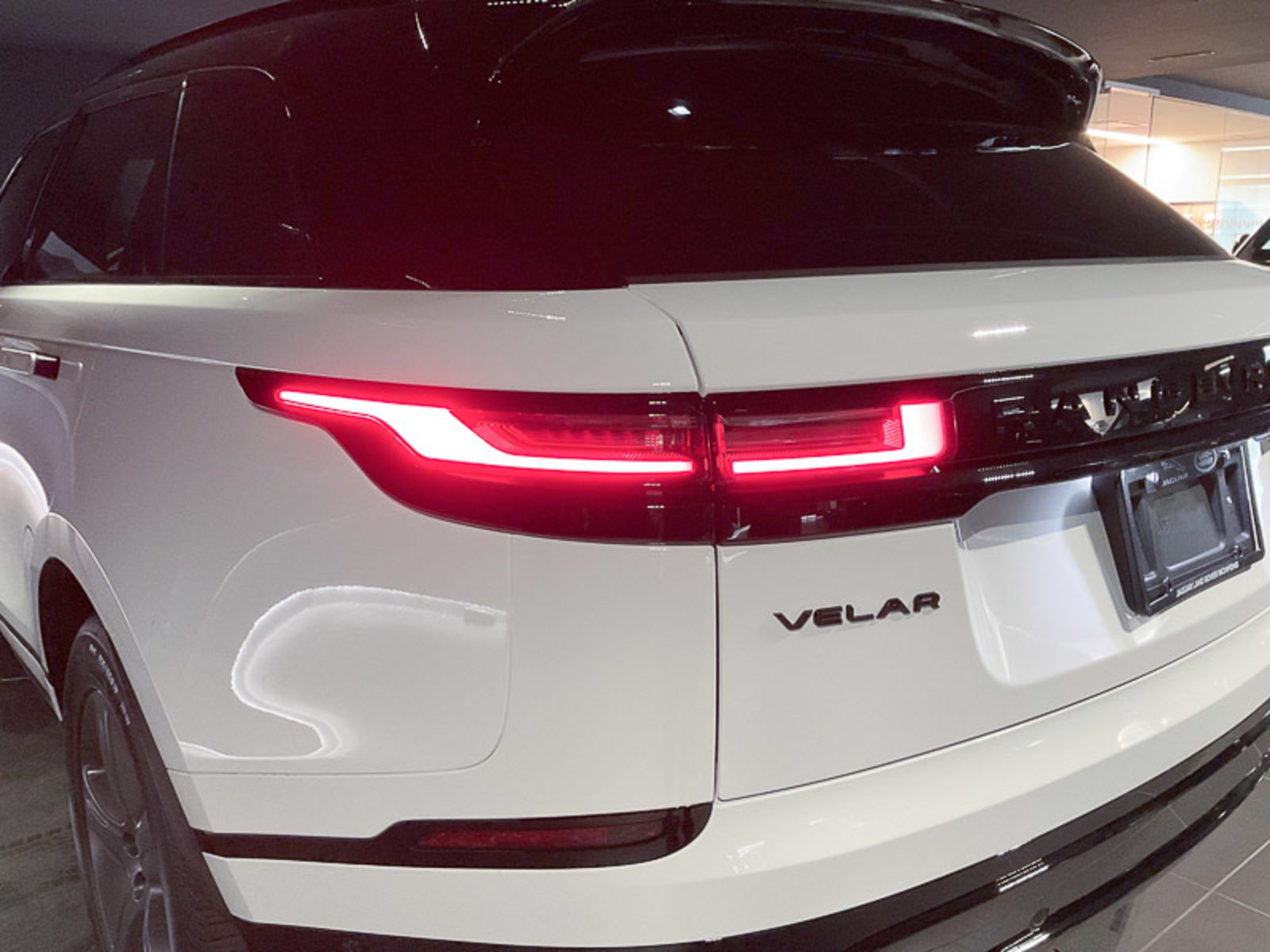 2025 Land Rover Range Rover Velar Dynamic SE, Vancouver, Cash