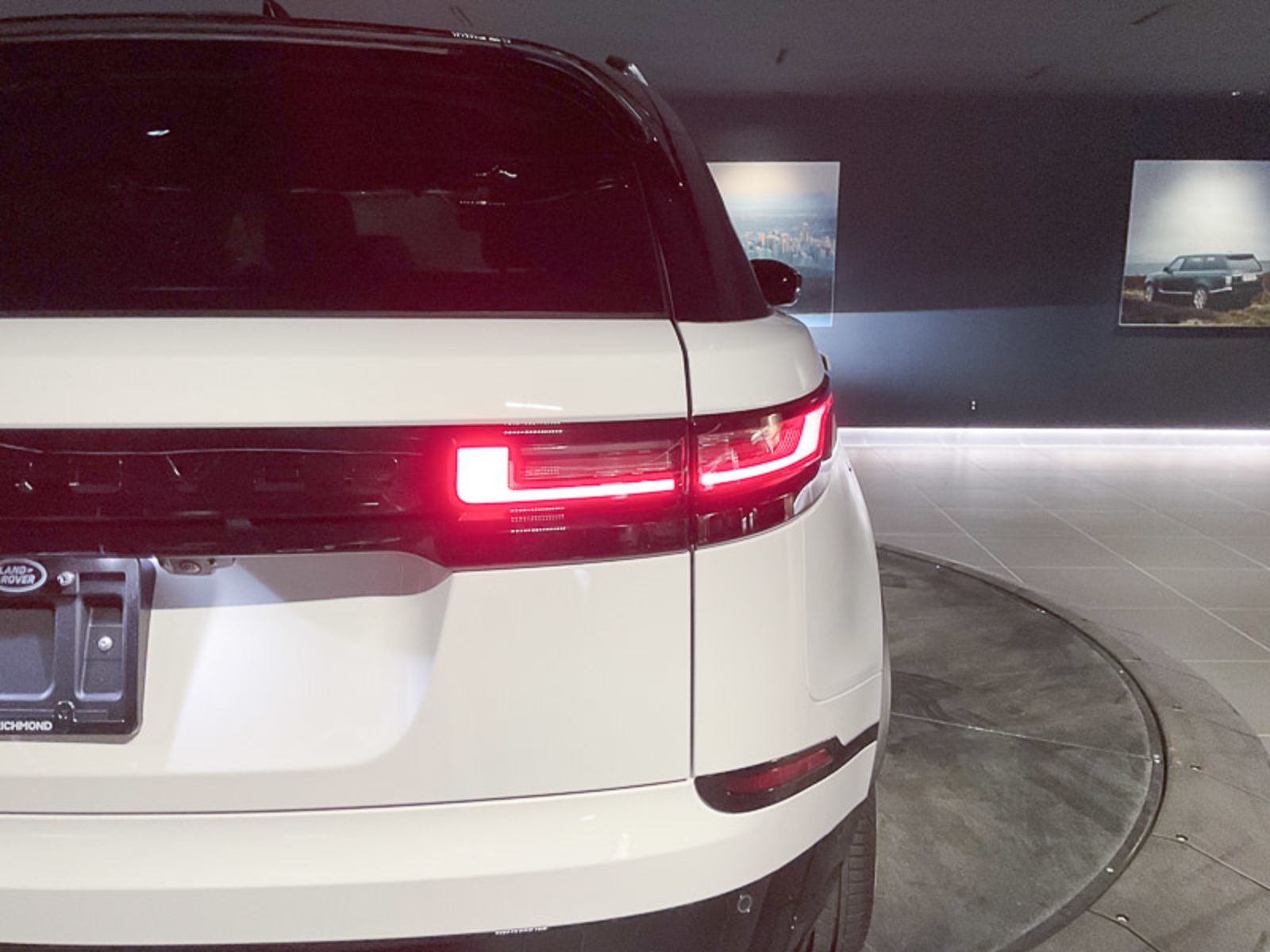 2025 Land Rover Range Rover Velar Dynamic SE, Vancouver, Cash