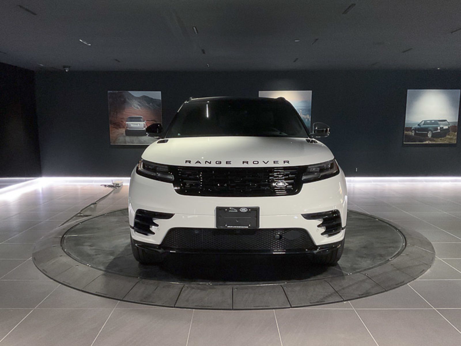 2025 Land Rover Range Rover Velar Dynamic SE, Vancouver, Cash