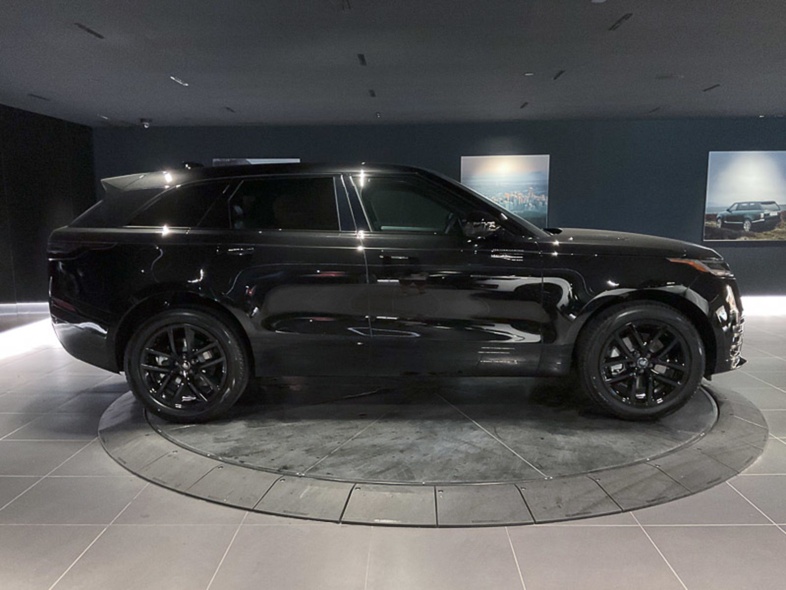 2025 Land Rover Range Rover Velar Dynamic SE, Vancouver, Cash