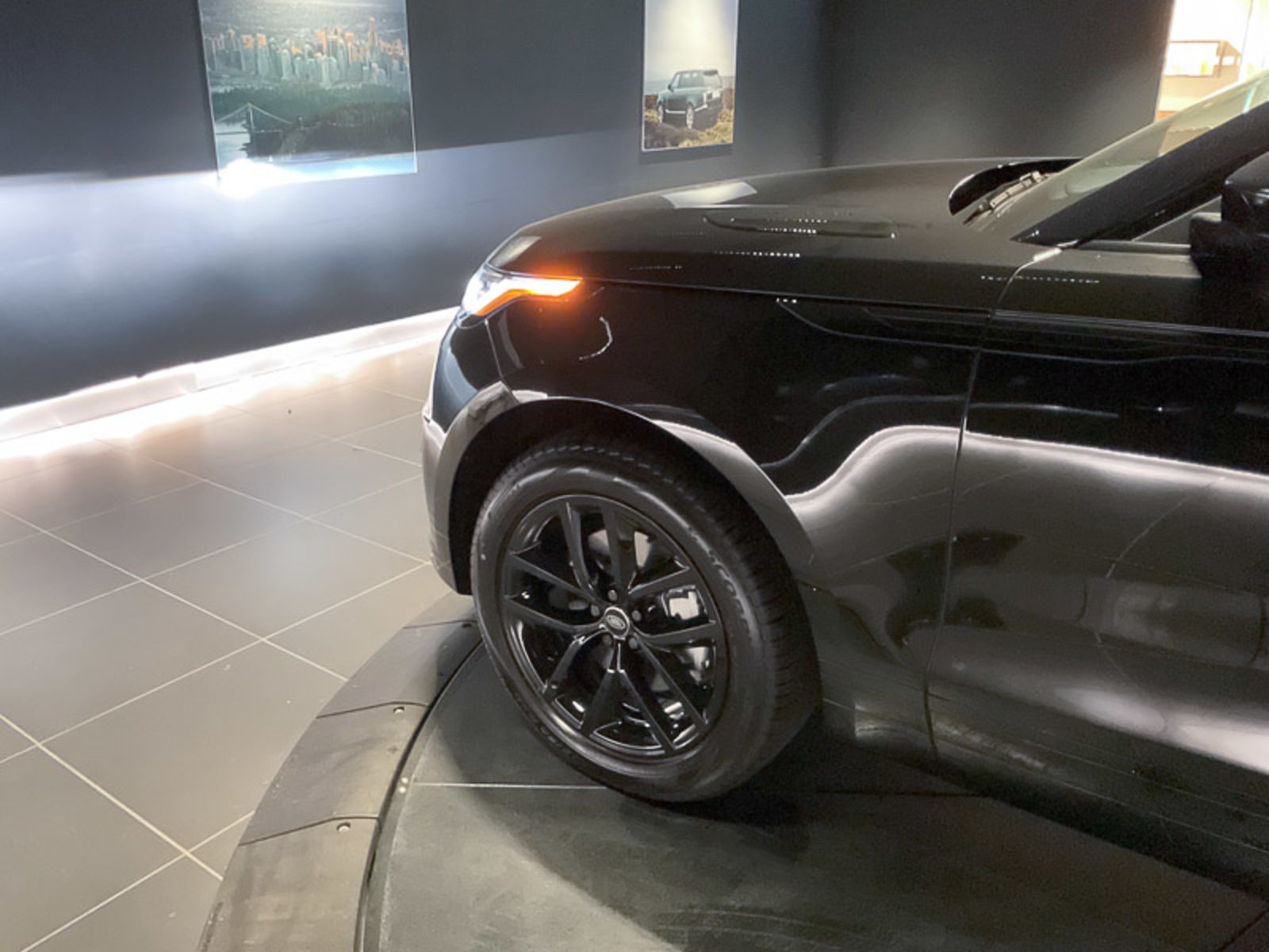 2025 Land Rover Range Rover Velar Dynamic SE, Vancouver, Cash